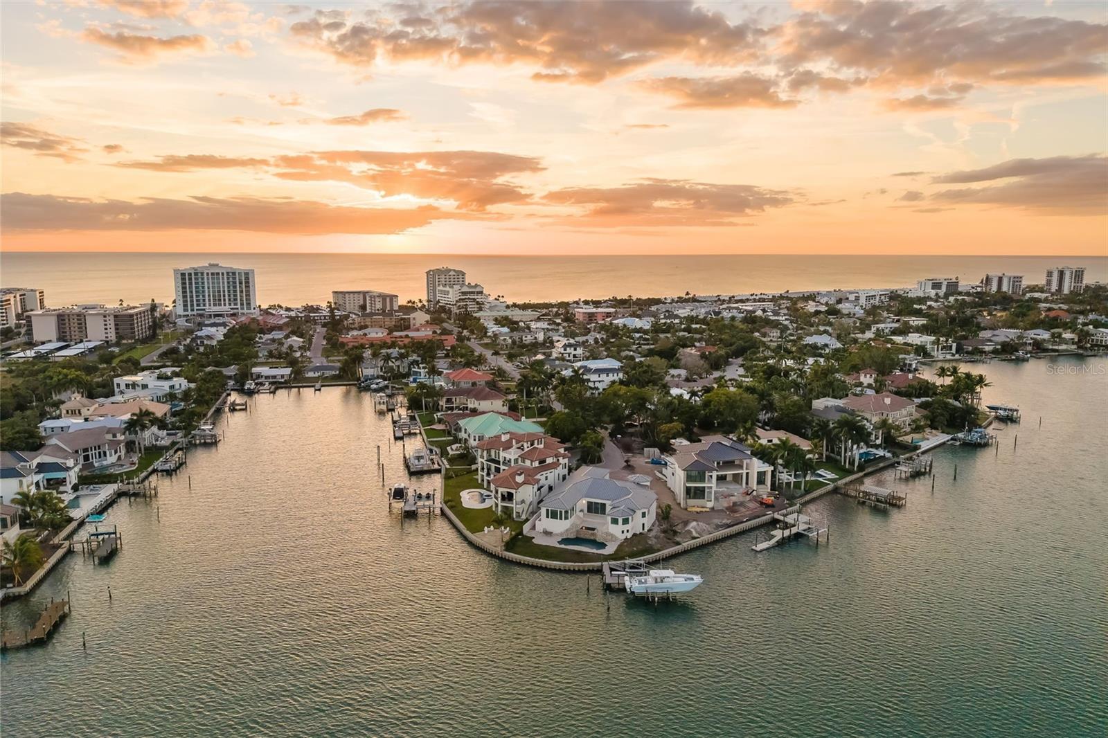 Sarasota, Florida, 34236, United States, 3 Bedrooms Bedrooms, ,4 BathroomsBathrooms,Residential,Active,2007150