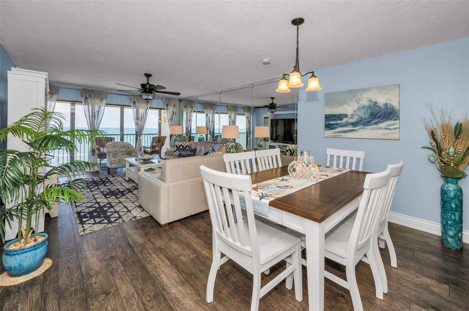Madeira Beach, Florida, 33708, United States, 2 Bedrooms Bedrooms, ,2 BathroomsBathrooms,Residential,Active,1945844