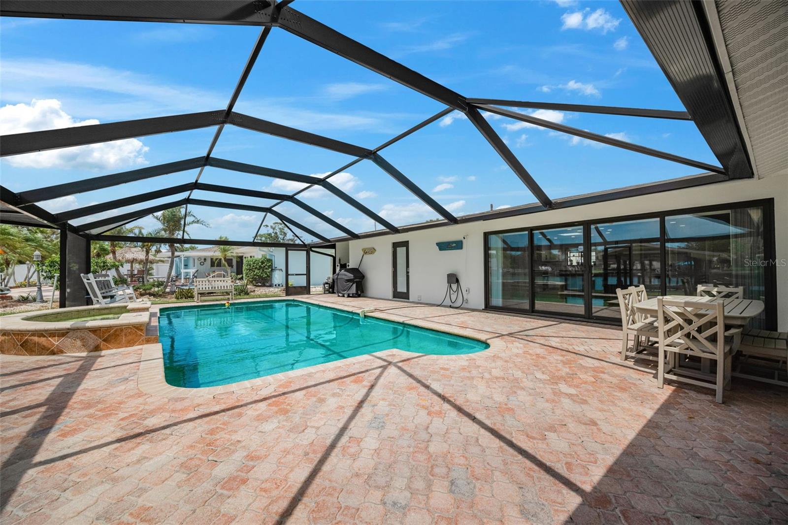 Clearwater Beach, Florida, 33767, United States, 3 Bedrooms Bedrooms, ,2 BathroomsBathrooms,Residential,Active,1894990