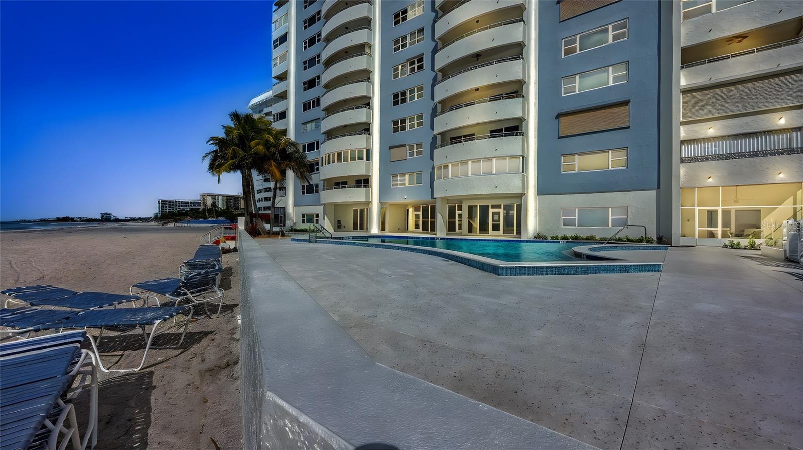 Sarasota, Florida, 34236, United States, 2 Bedrooms Bedrooms, ,2 BathroomsBathrooms,Residential,Active,2007204