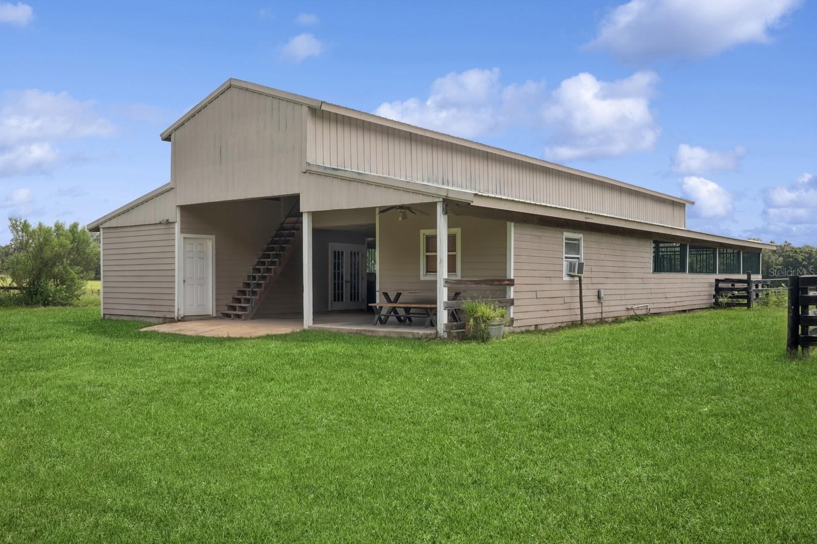 Fruitland Park, Florida, 34731, United States, 7 Bedrooms Bedrooms, ,6 BathroomsBathrooms,Residential,Active,1894791