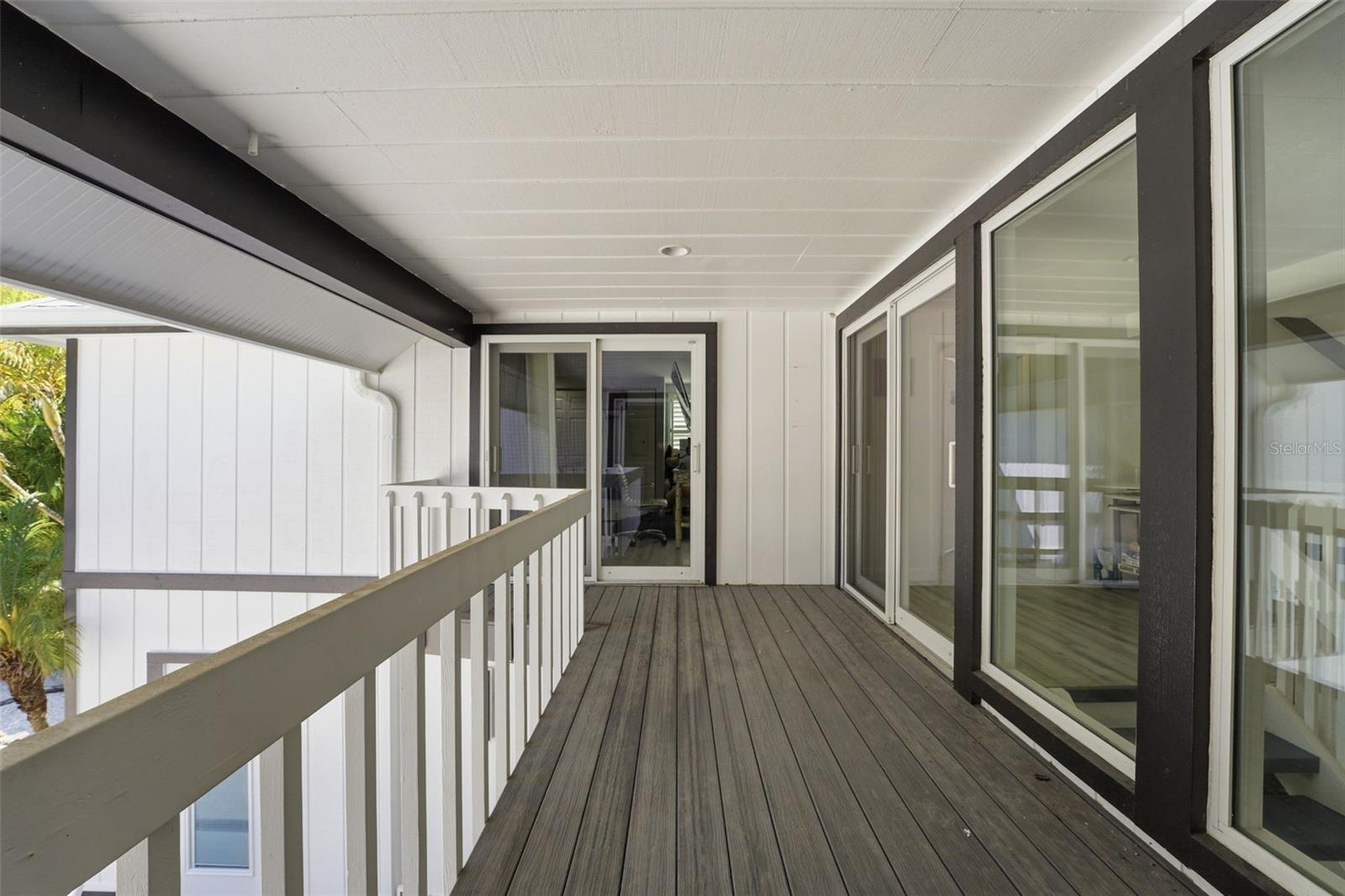Sarasota, Florida, 34242, United States, 5 Bedrooms Bedrooms, ,4 BathroomsBathrooms,Residential,Active,2045533