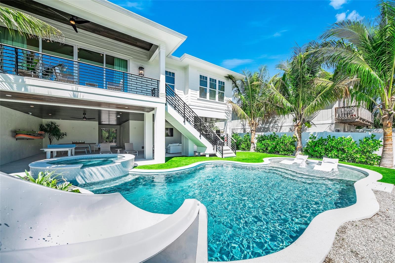 Sarasota, Florida, 34242, United States, 4 Bedrooms Bedrooms, ,5 BathroomsBathrooms,Residential,Active,1922294