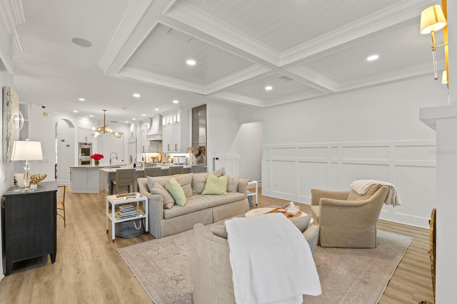 Bradenton, Florida, 34209, United States, 5 Bedrooms Bedrooms, ,6 BathroomsBathrooms,Residential,Active,1800164