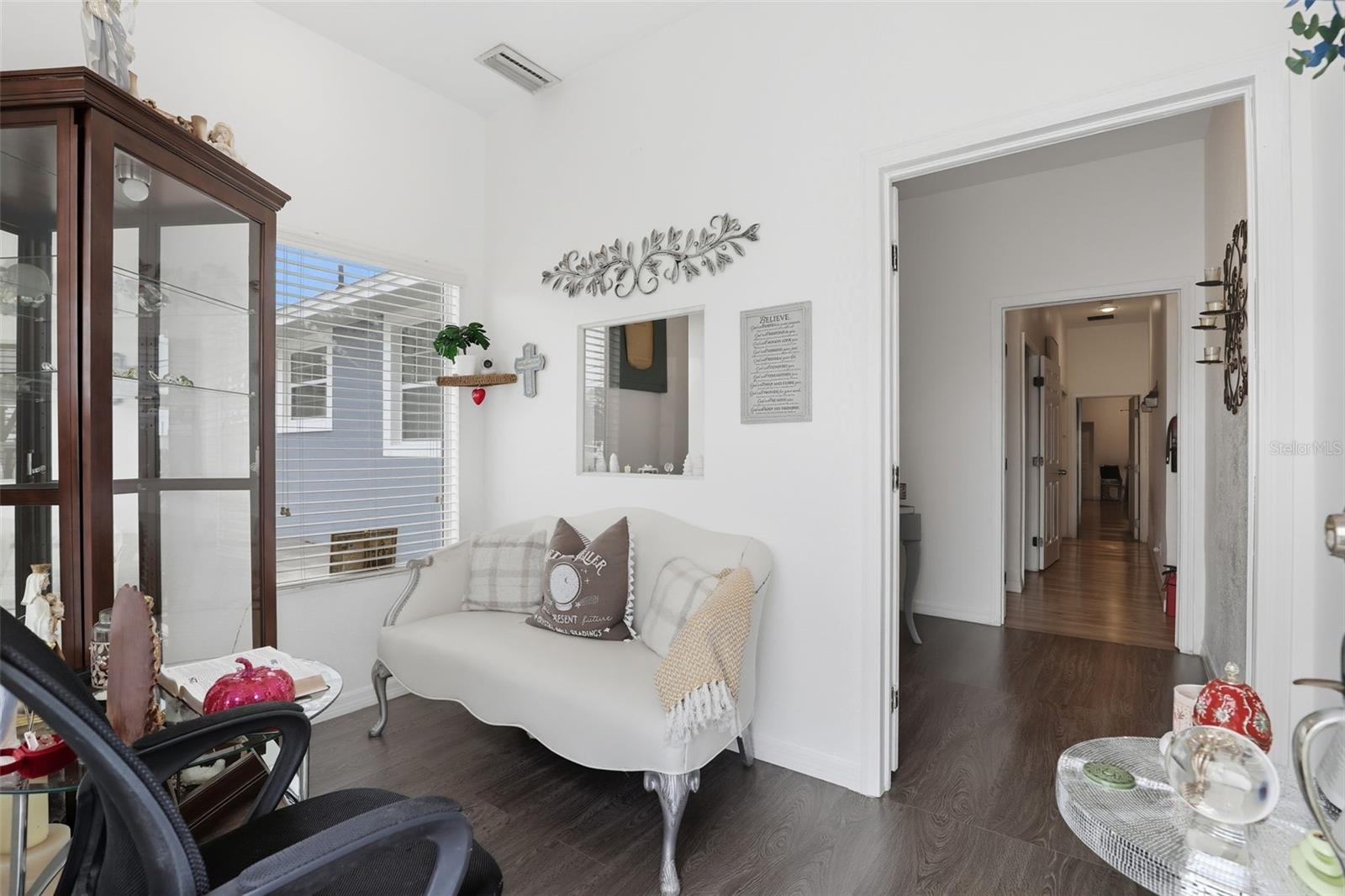 Orlando, Florida, 32809, United States, 3 Bedrooms Bedrooms, ,3 BathroomsBathrooms,Residential,Active,1954426