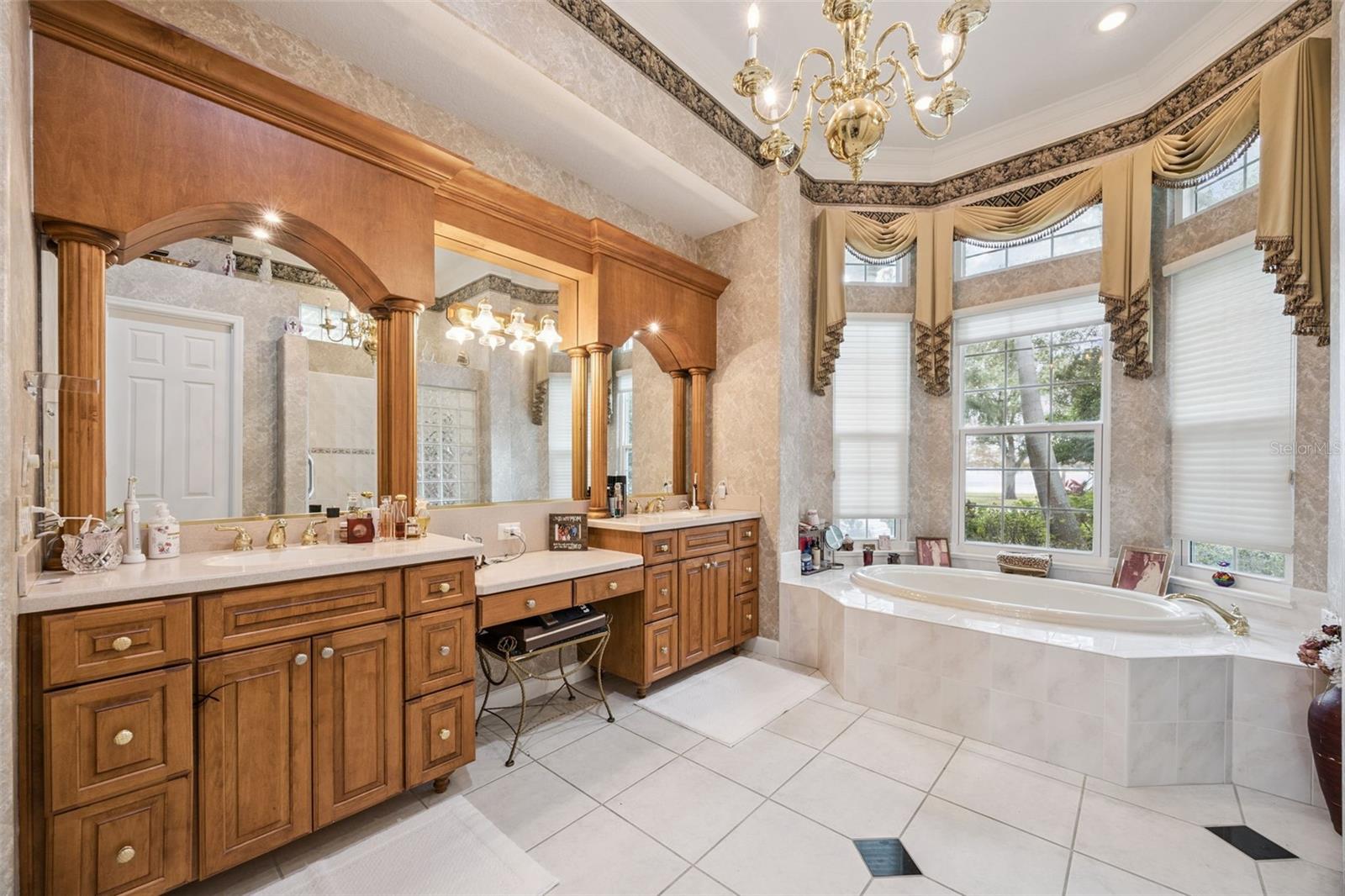 Orlando, Florida, 32836, United States, 5 Bedrooms Bedrooms, ,4 BathroomsBathrooms,Residential,Active,2010569