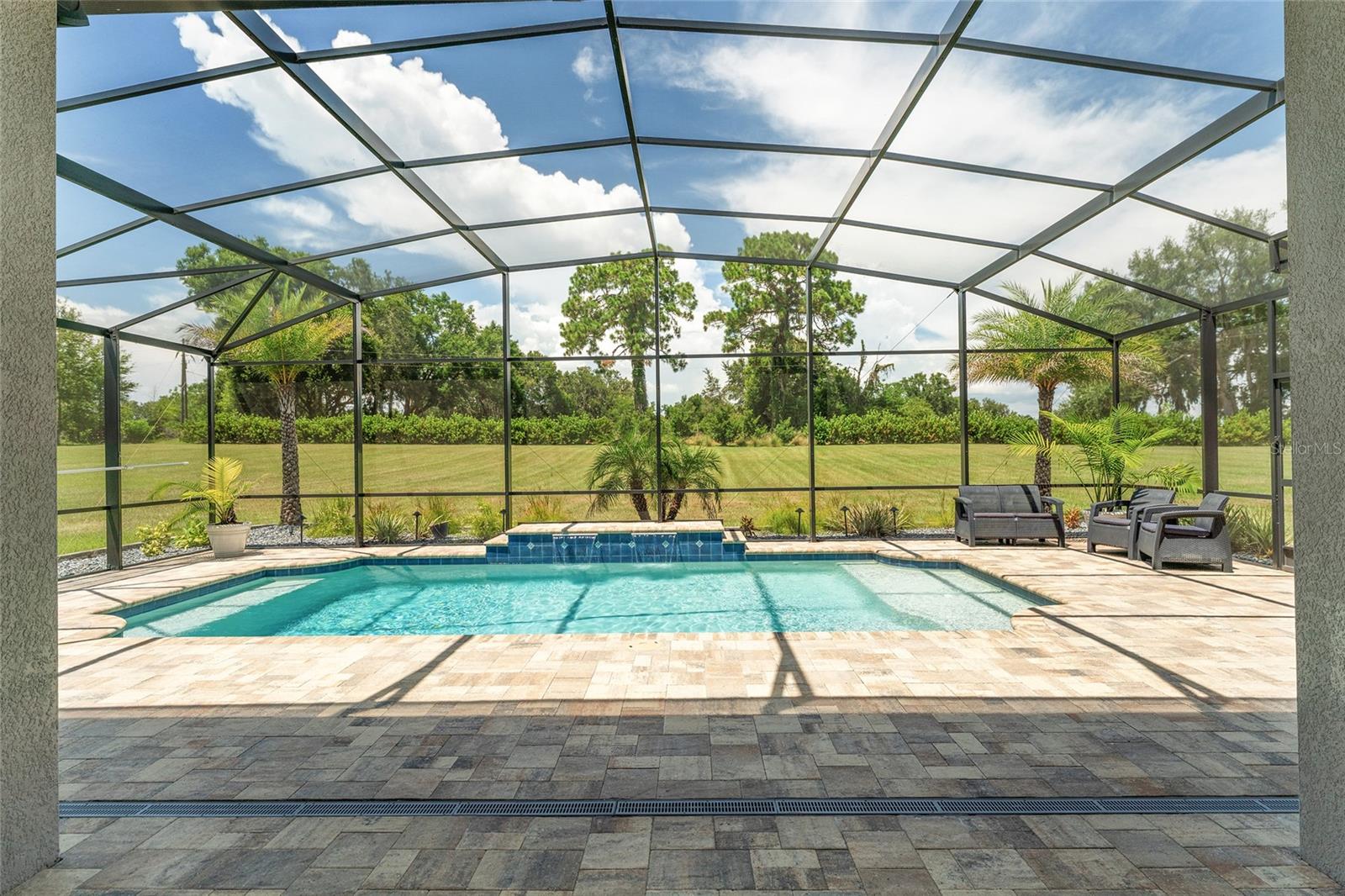 Oxford, Florida, 34484, United States, 4 Bedrooms Bedrooms, ,3 BathroomsBathrooms,Residential,Active,1936399