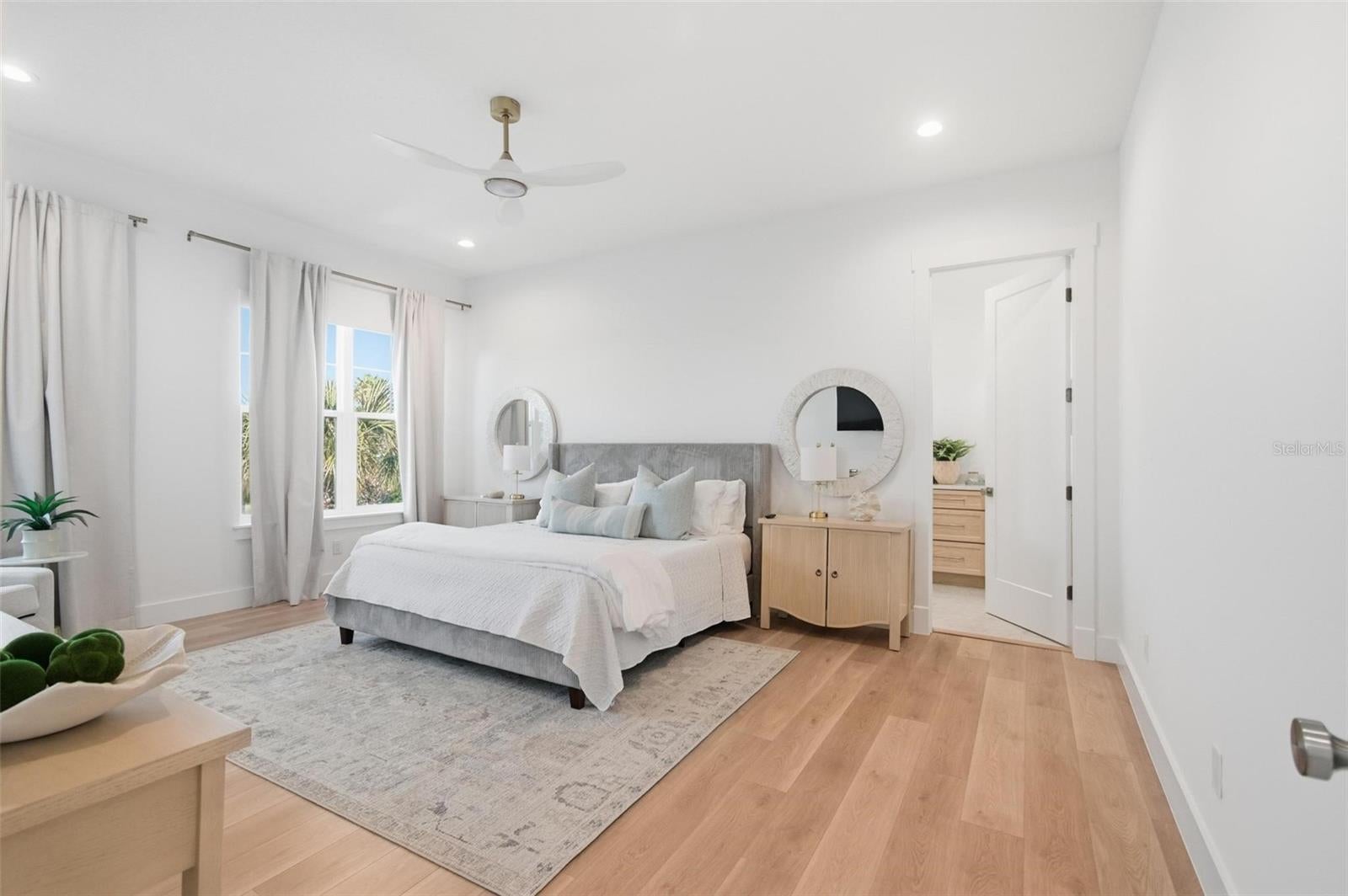 Palm Coast, Florida, 32137, United States, 5 Bedrooms Bedrooms, ,5 BathroomsBathrooms,Residential,Active,2006858