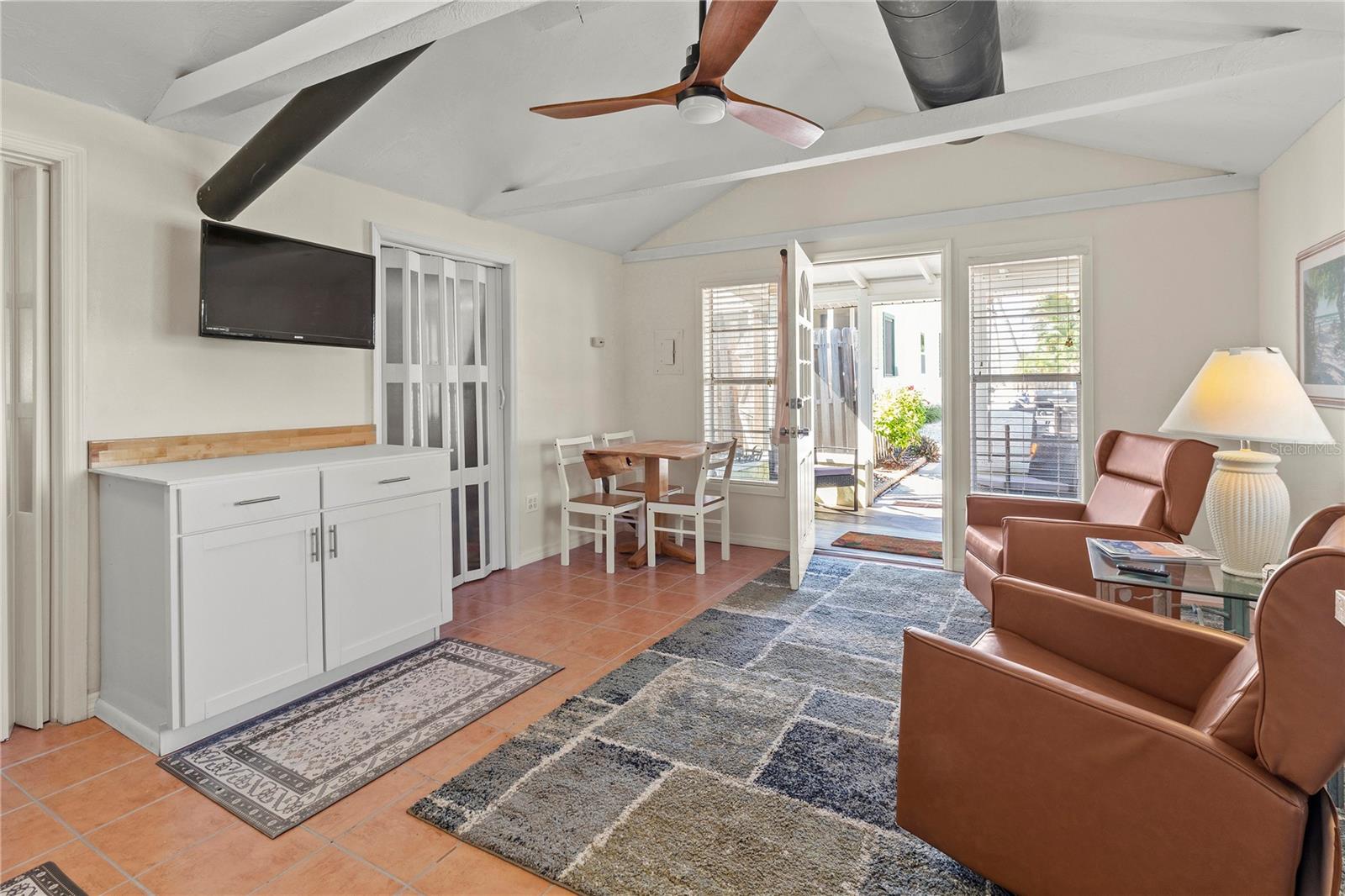 Holmes Beach, Florida, 34217, United States, 5 Bedrooms Bedrooms, ,3 BathroomsBathrooms,Residential,Active,1972187