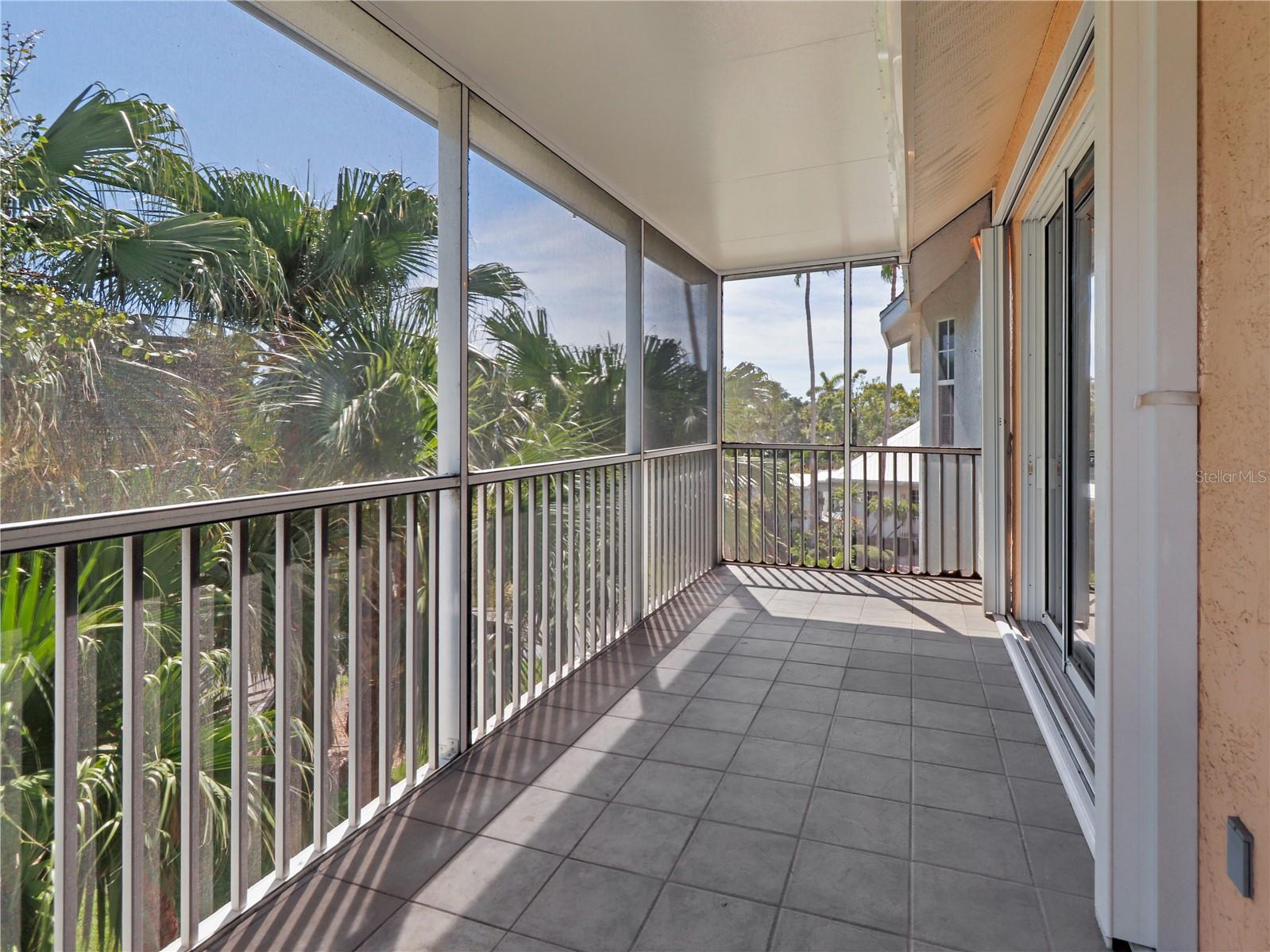 Siesta Key, Florida, 34242, United States, 3 Bedrooms Bedrooms, ,3 BathroomsBathrooms,Residential,Active,1762821