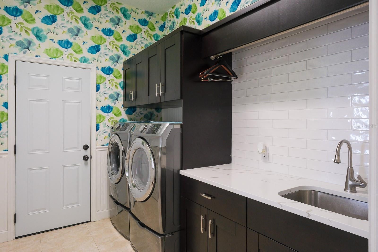 Oldsmar, Florida, 34677, United States, 5 Bedrooms Bedrooms, ,4 BathroomsBathrooms,Residential,Active,2009416