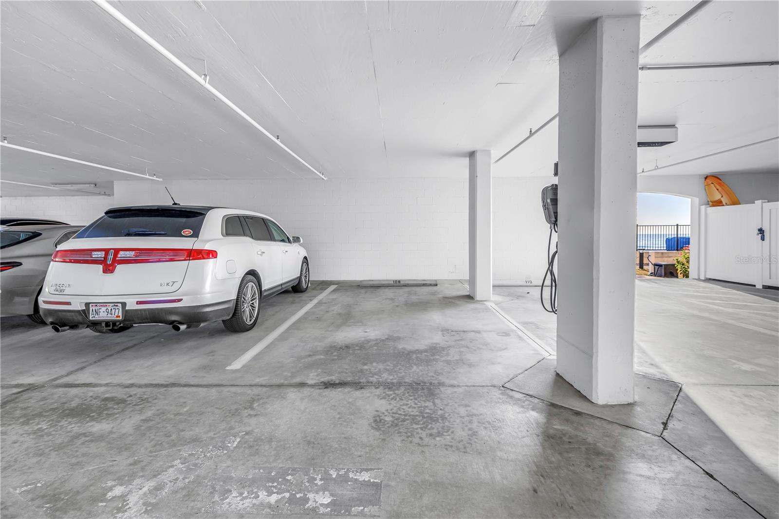 North Redington Beach, Florida, 33708, United States, 3 Bedrooms Bedrooms, ,3 BathroomsBathrooms,Residential,Active,2017855