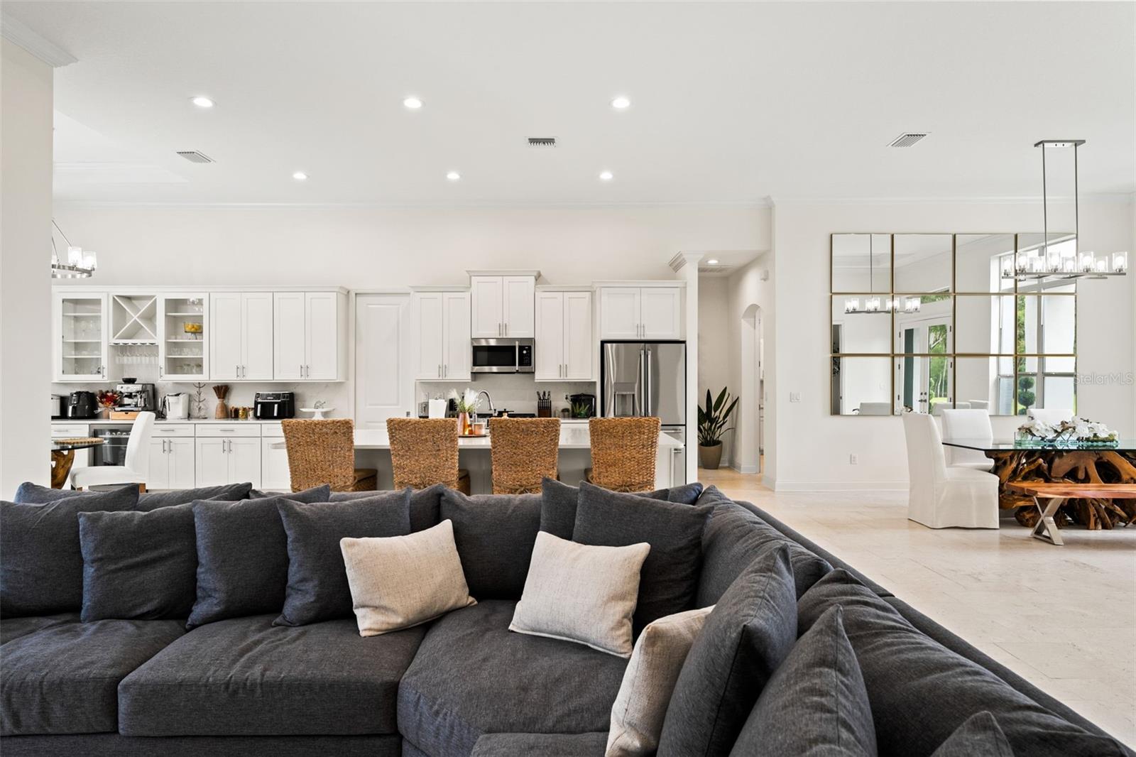 Homosassa, Florida, 34446, United States, 4 Bedrooms Bedrooms, ,4 BathroomsBathrooms,Residential,Active,1910160