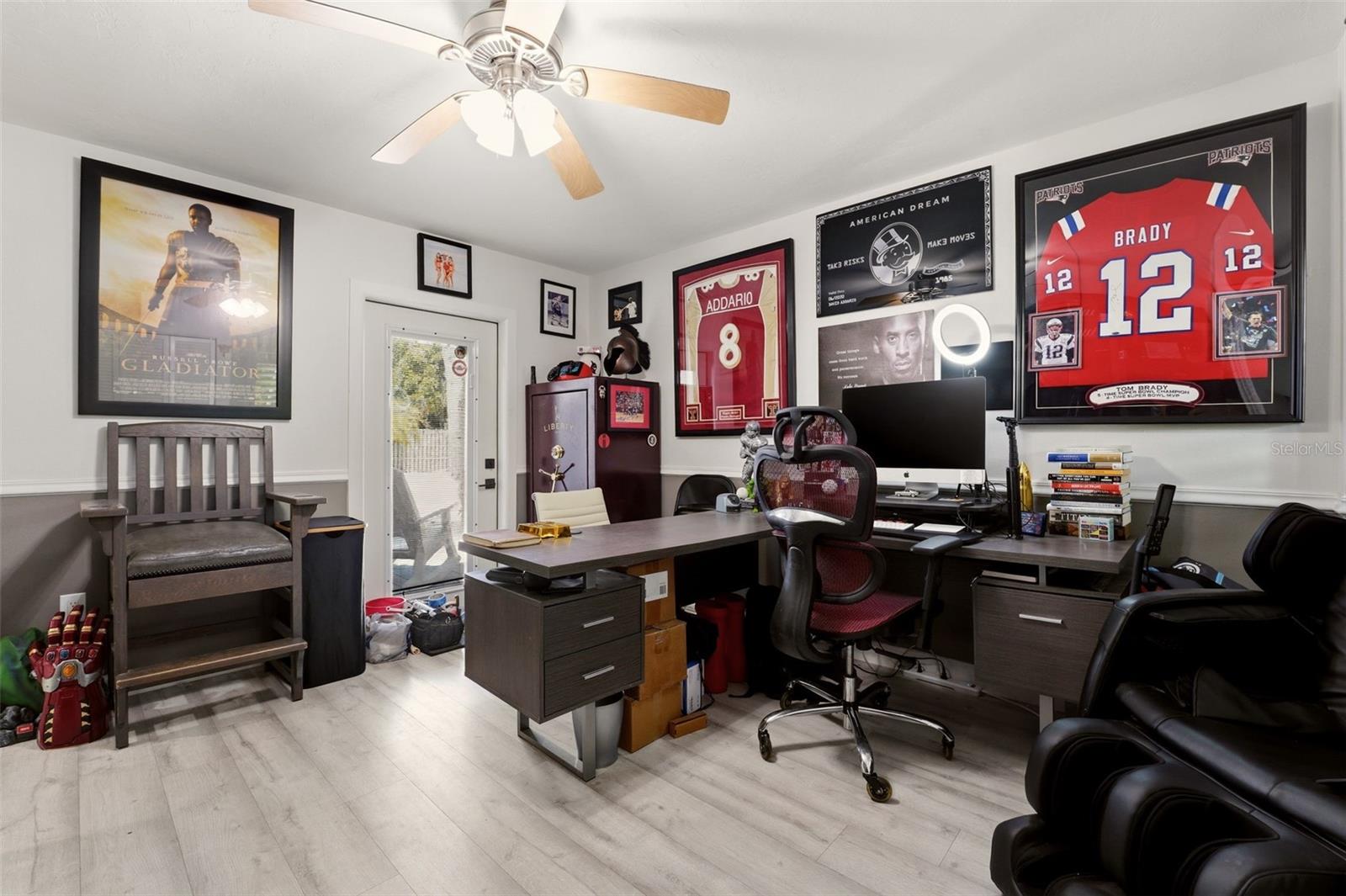 Sarasota, Florida, 34242, United States, 5 Bedrooms Bedrooms, ,4 BathroomsBathrooms,Residential,Active,2045533