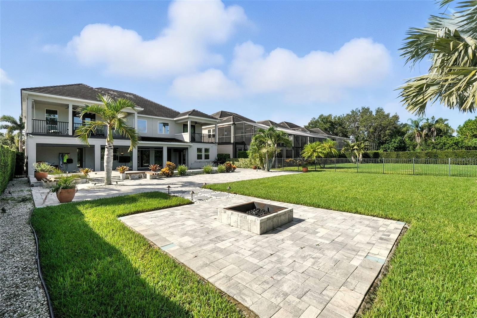 Windermere, Florida, 34786, United States, 5 Bedrooms Bedrooms, ,6 BathroomsBathrooms,Residential,Active,1894516