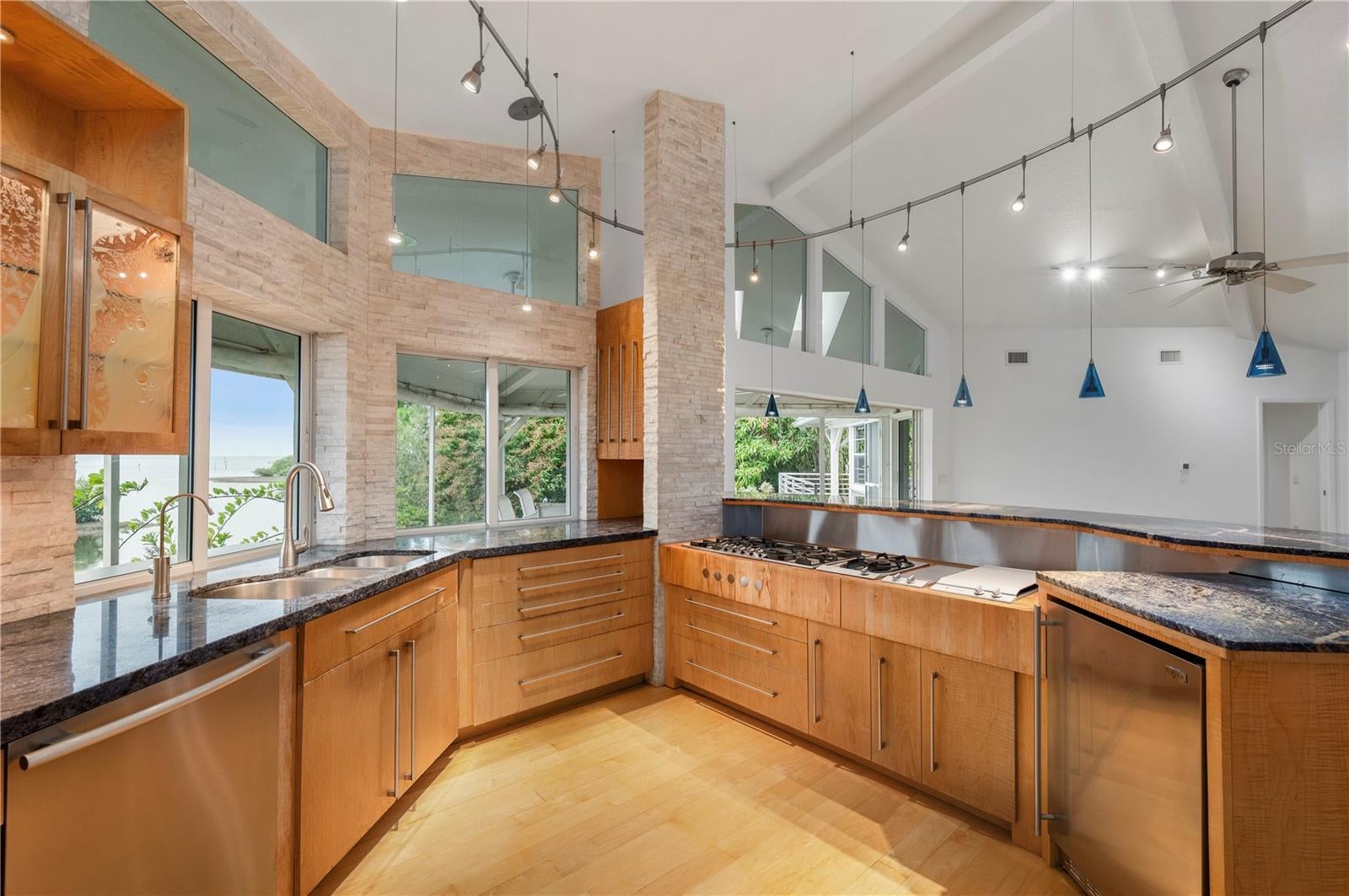 Punta Gorda, Florida, 33955, United States, 3 Bedrooms Bedrooms, ,2 BathroomsBathrooms,Residential,Active,2010151