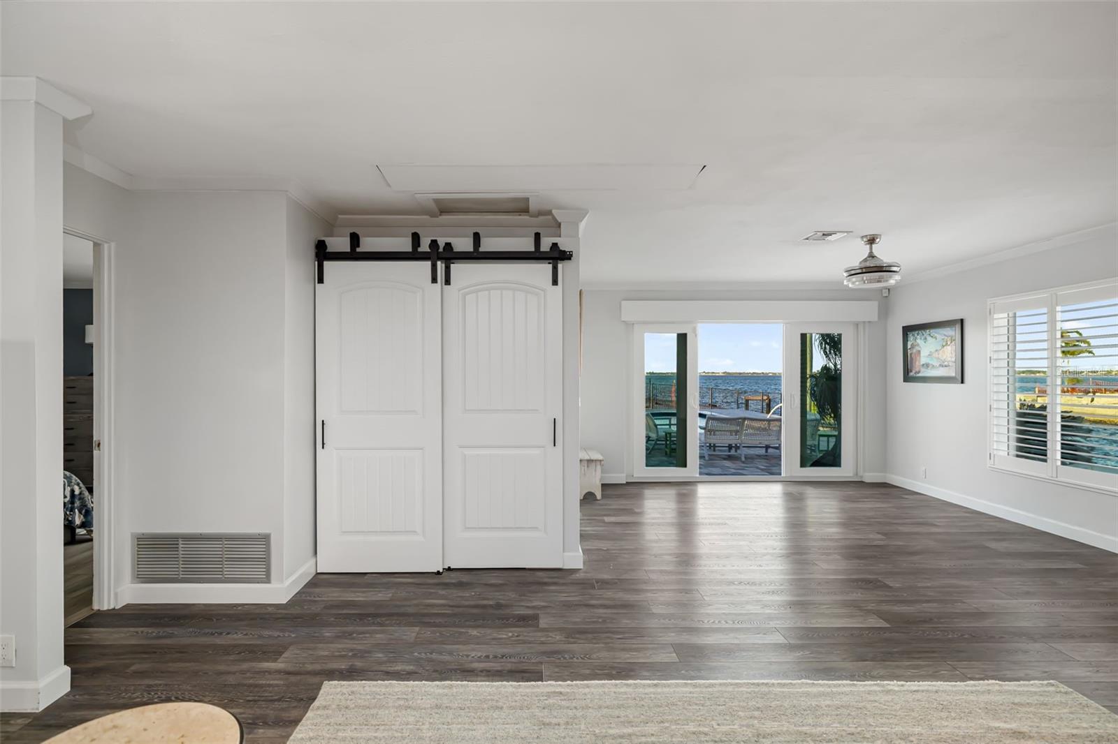 Bradenton, Florida, 34210, United States, 3 Bedrooms Bedrooms, ,3 BathroomsBathrooms,Residential,Active,1993663