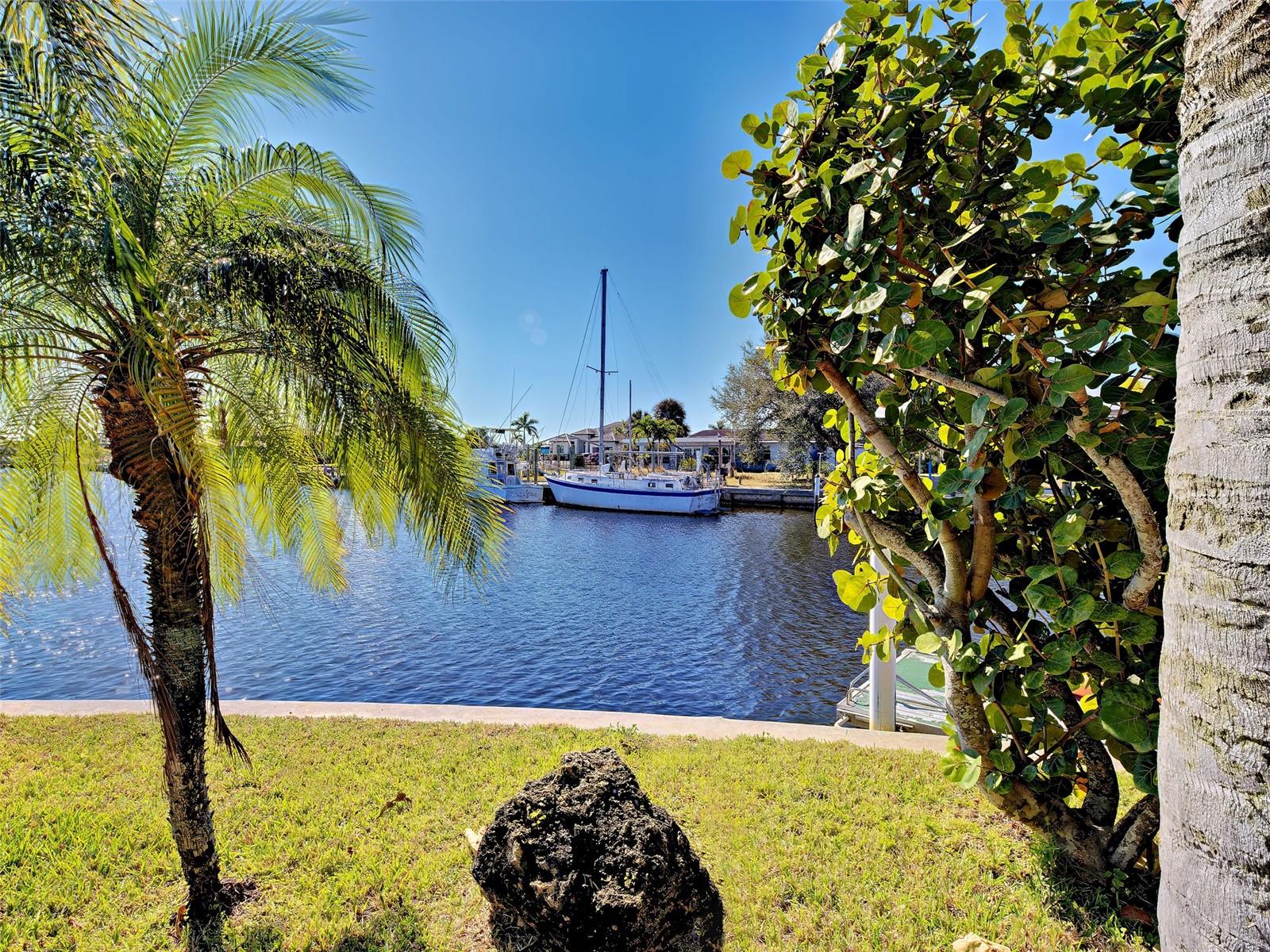 Port Charlotte, Florida, 33952, United States, 4 Bedrooms Bedrooms, ,5 BathroomsBathrooms,Residential,Active,1996574