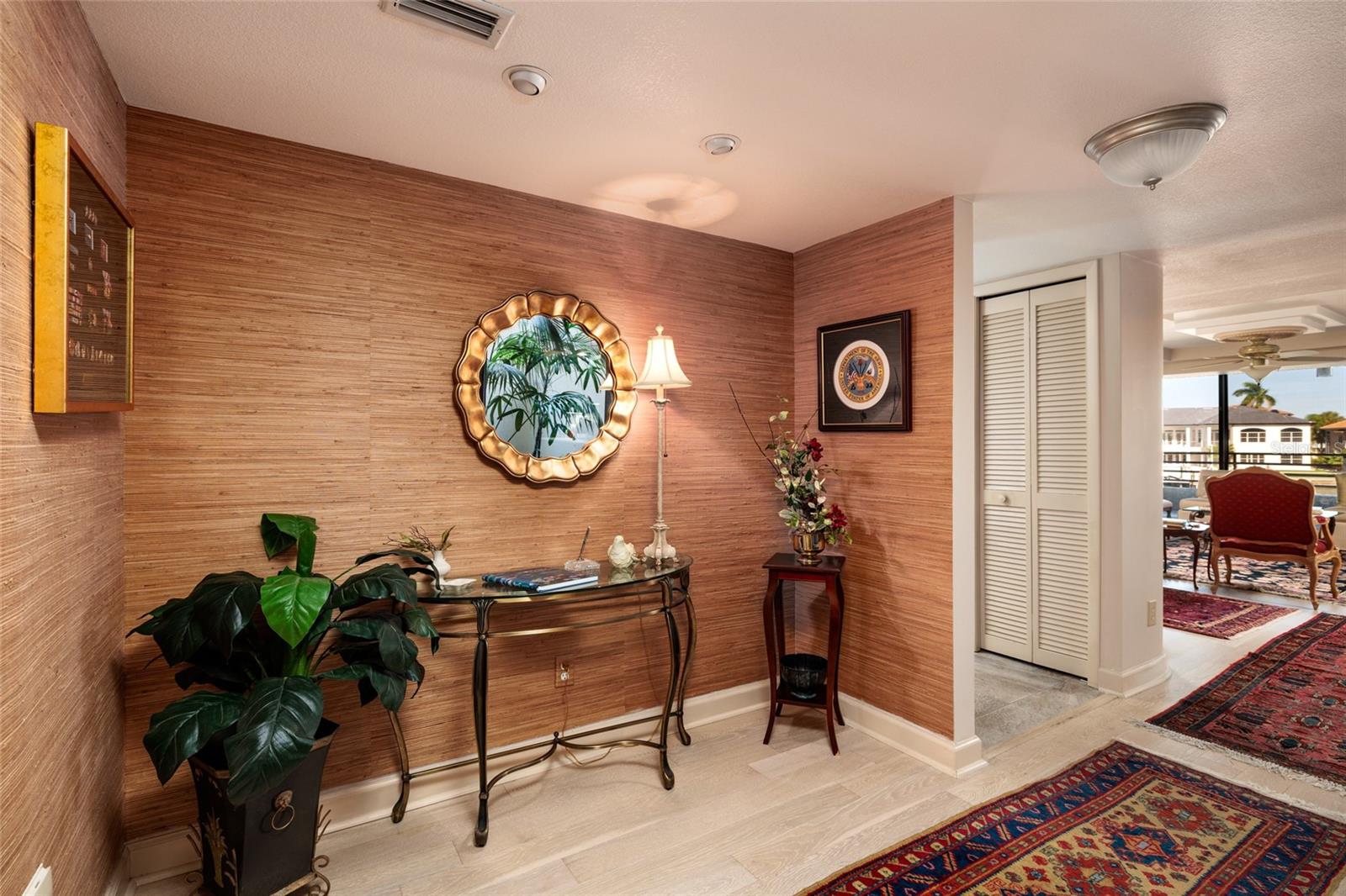 St Petersburg, Florida, 33707, United States, 4 Bedrooms Bedrooms, ,5 BathroomsBathrooms,Residential,Active,1985578