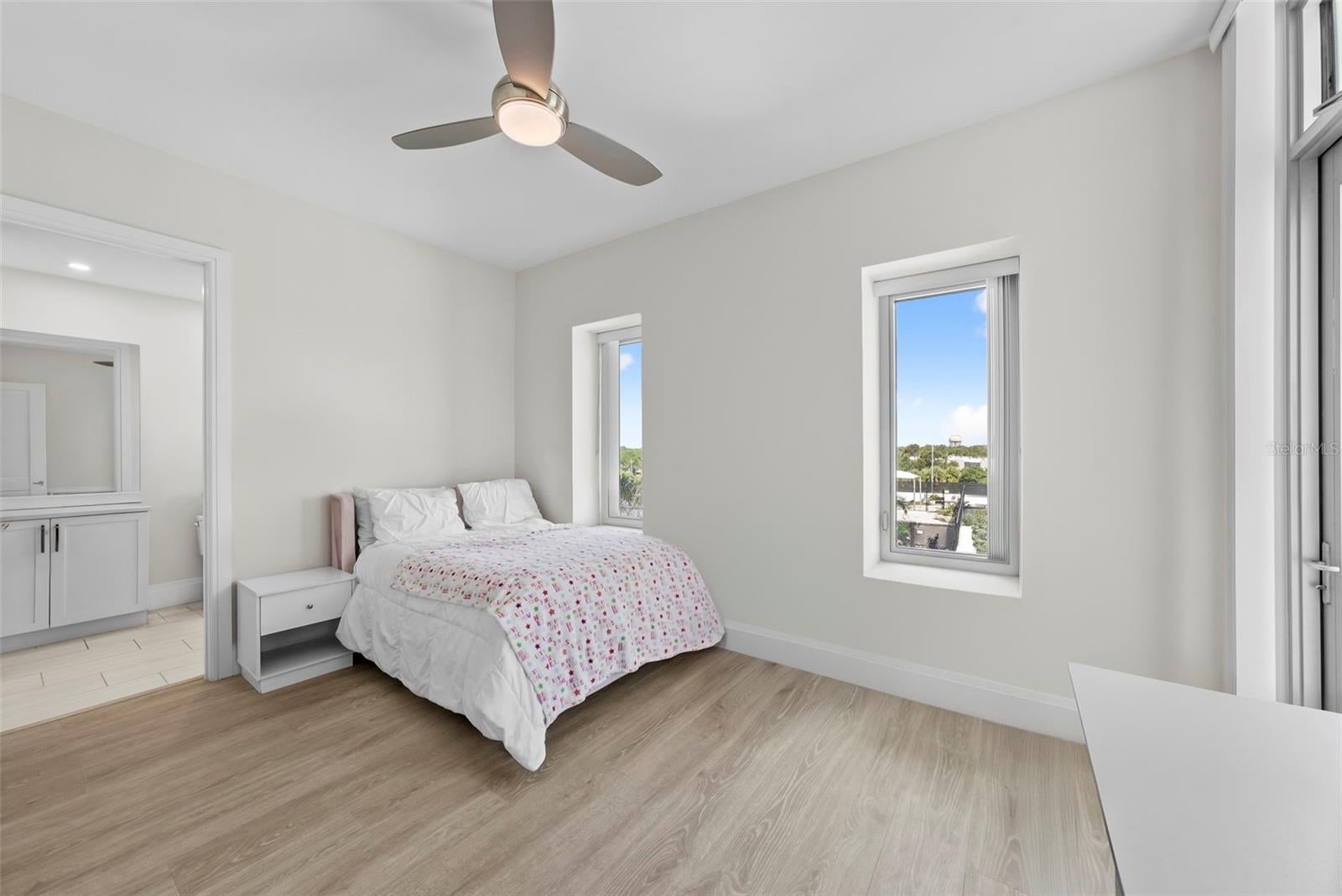 Tampa, Florida, 33629, United States, 4 Bedrooms Bedrooms, ,4 BathroomsBathrooms,Residential,Active,2010535