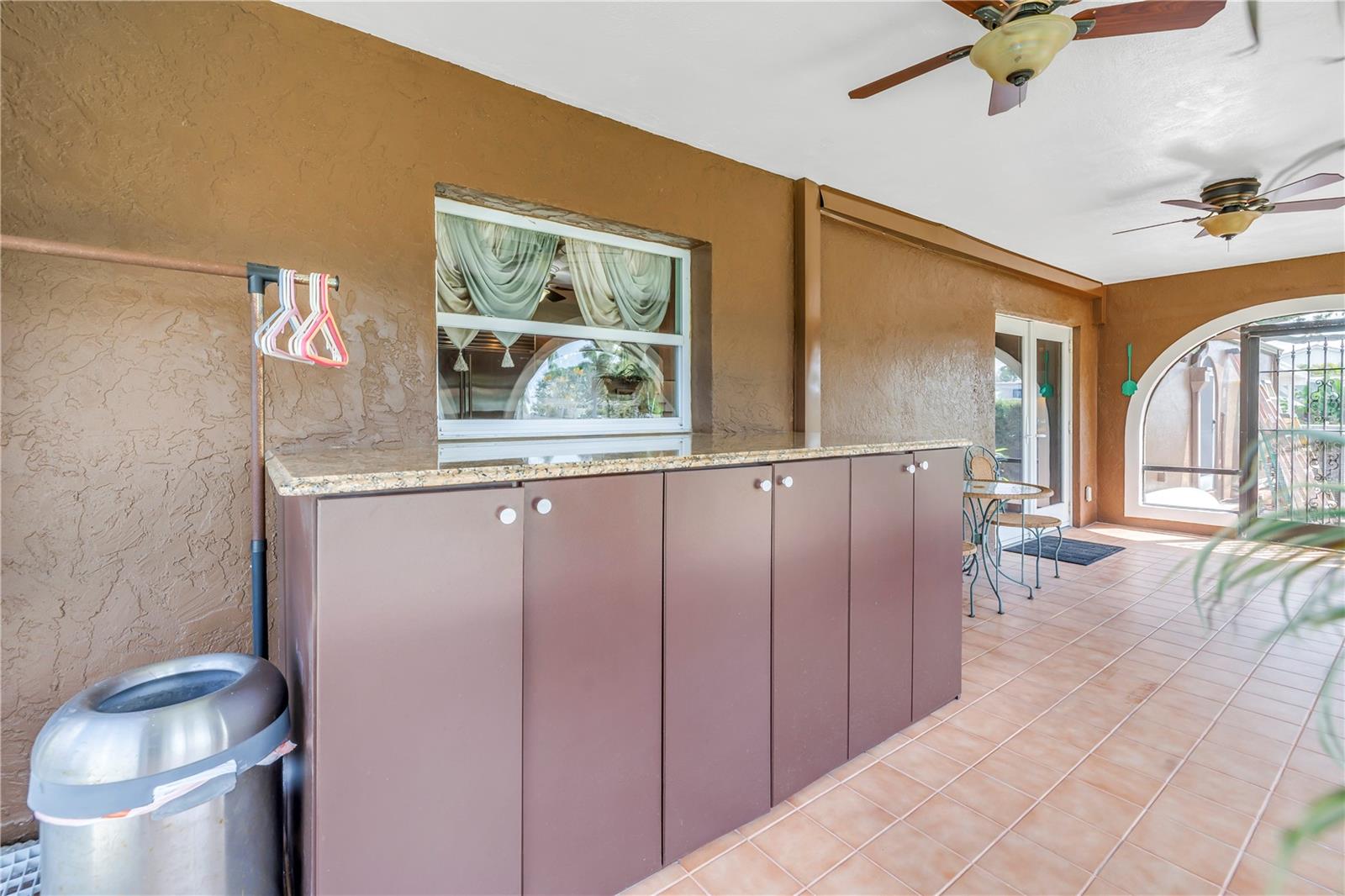 St Petersburg, Florida, 33703, United States, 5 Bedrooms Bedrooms, ,3 BathroomsBathrooms,Residential,Active,1824530