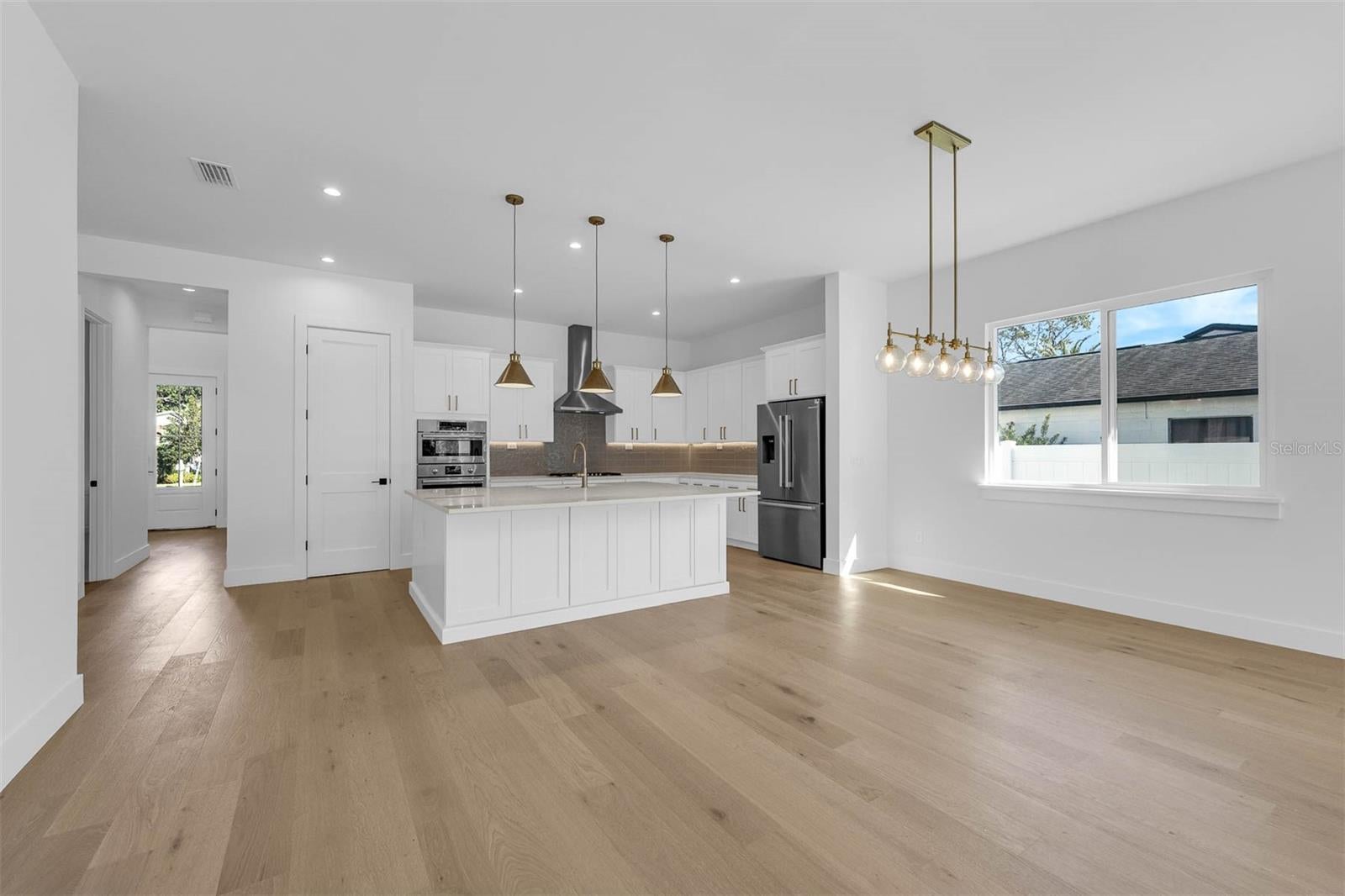 Orlando, Florida, 32804, United States, 4 Bedrooms Bedrooms, ,4 BathroomsBathrooms,Residential,Active,2011439