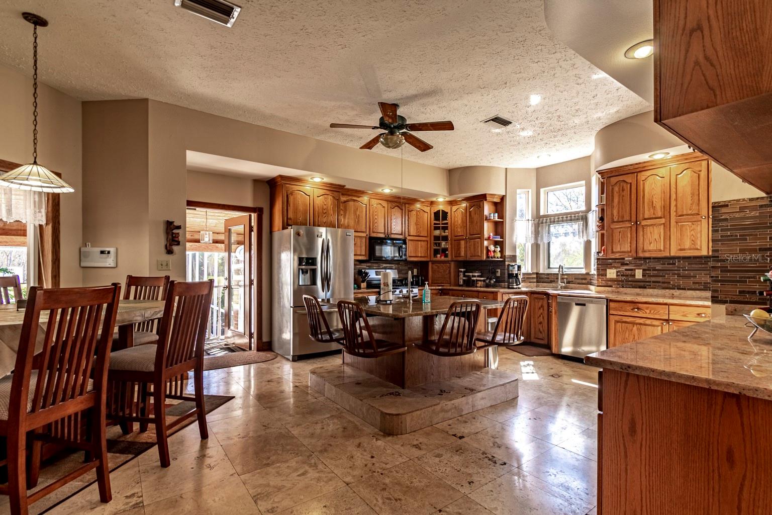 New Port Richey, Florida, 34654, United States, 4 Bedrooms Bedrooms, ,5 BathroomsBathrooms,Residential,Active,1963410