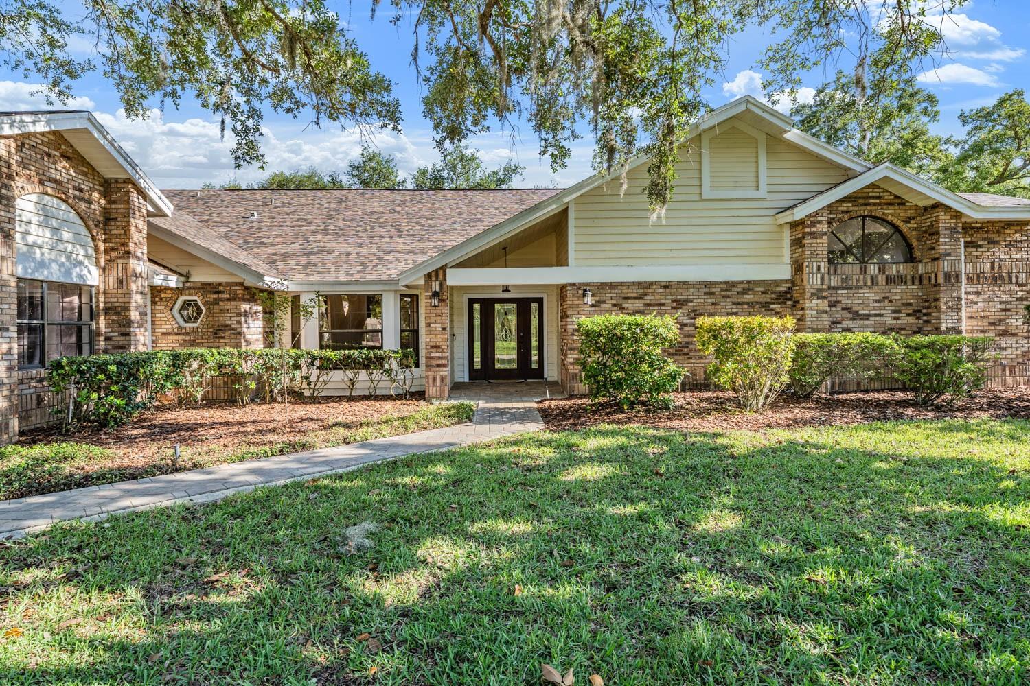 Tarpon Springs, Florida, 34688, United States, 4 Bedrooms Bedrooms, ,4 BathroomsBathrooms,Residential,Active,2044985
