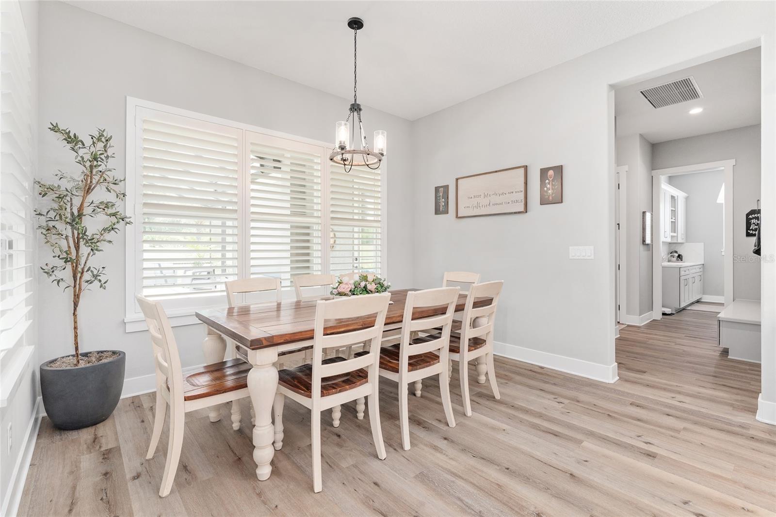 Oxford, Florida, 34484, United States, 4 Bedrooms Bedrooms, ,3 BathroomsBathrooms,Residential,Active,1936399