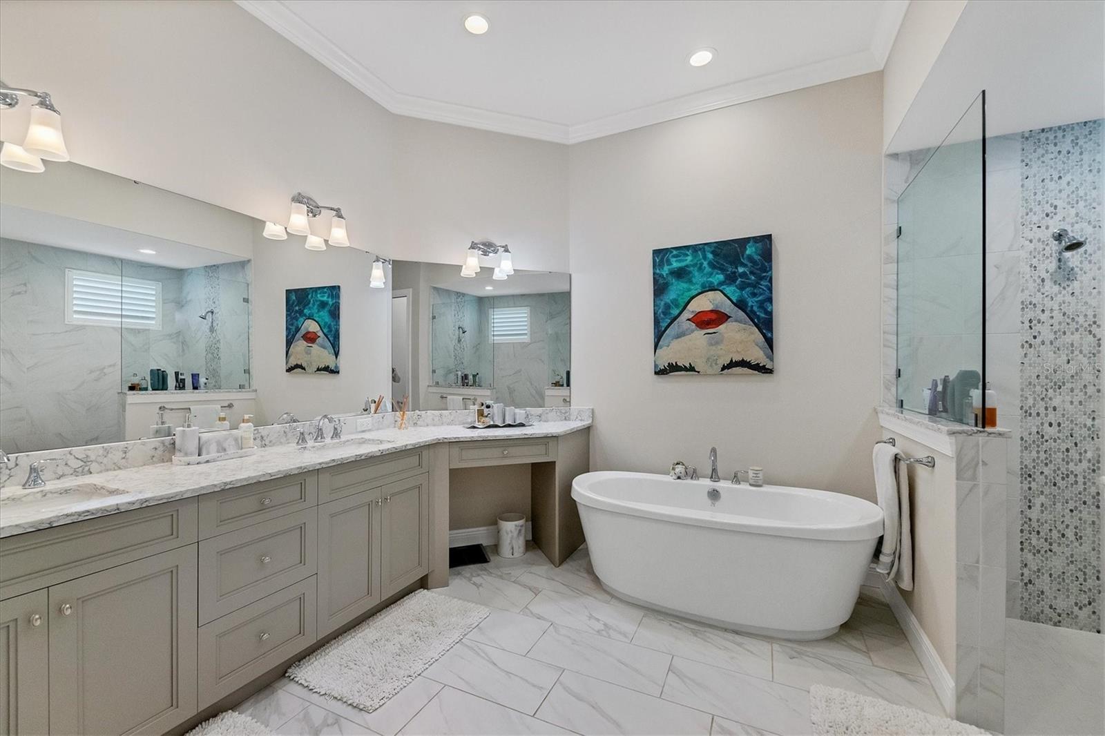 Sarasota, Florida, 34239, United States, 4 Bedrooms Bedrooms, ,4 BathroomsBathrooms,Residential,Active,1965823