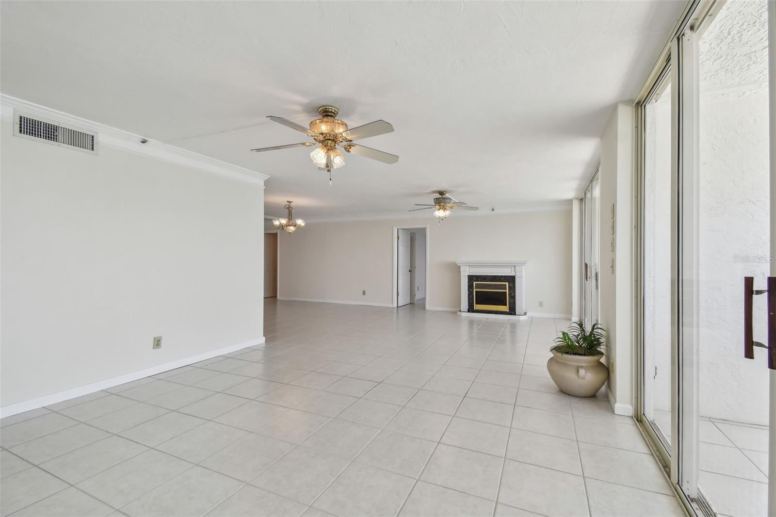 Redington Shores, Florida, 33708, United States, ,3 BathroomsBathrooms,Residential,Active,1824910