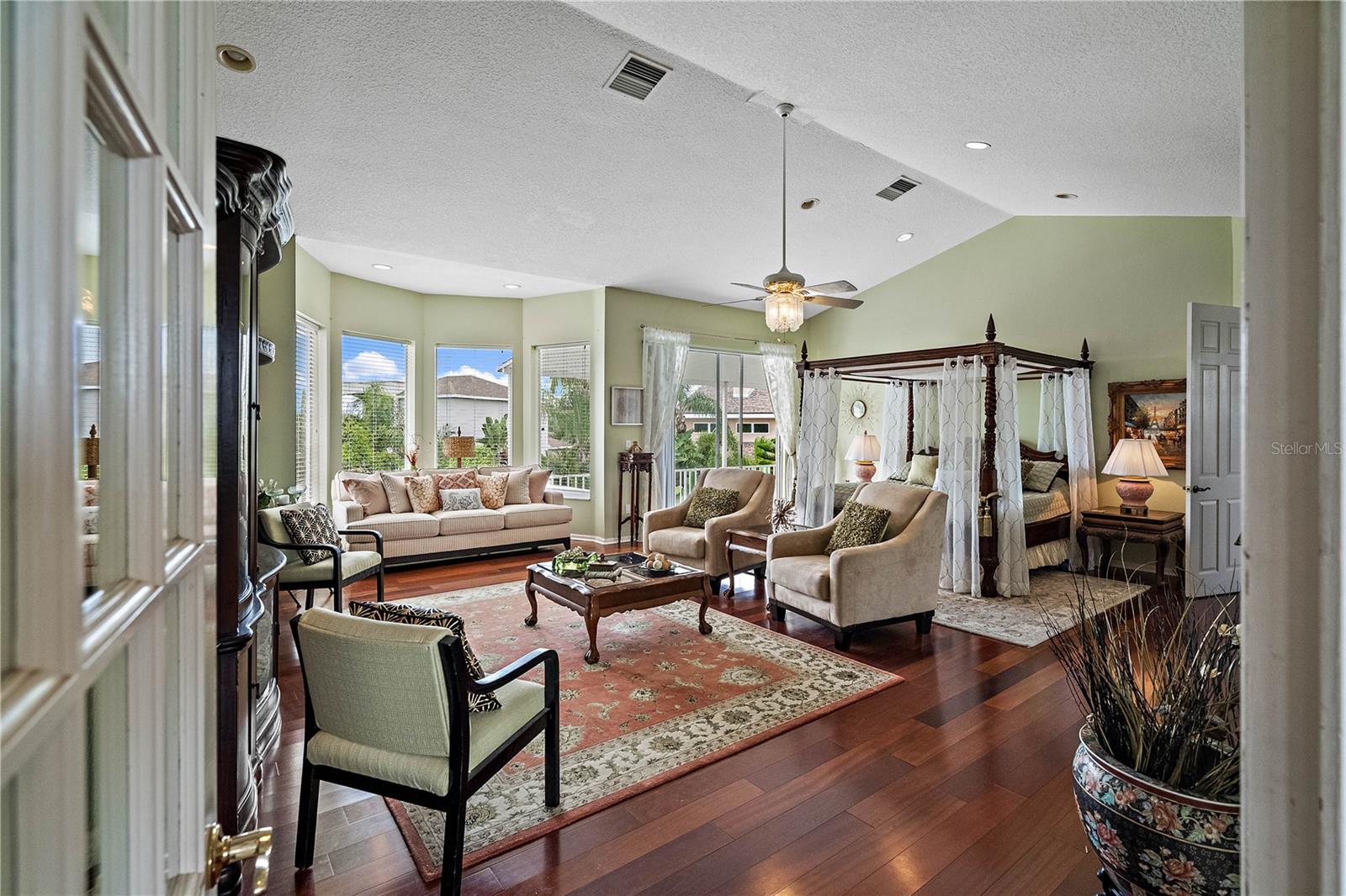 St Petersburg, Florida, 33715, United States, 5 Bedrooms Bedrooms, ,5 BathroomsBathrooms,Residential,Active,1942385