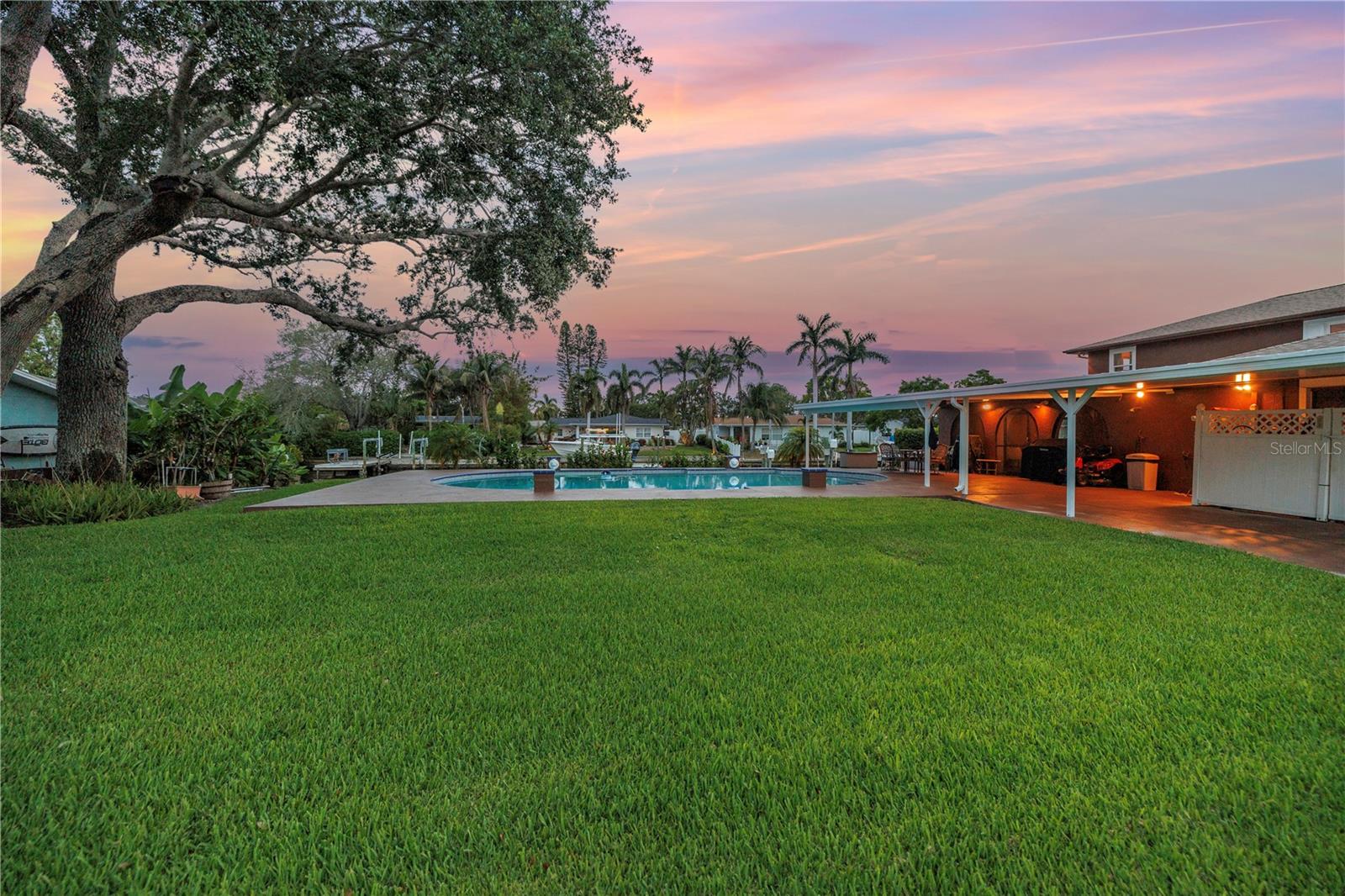 St Petersburg, Florida, 33703, United States, 5 Bedrooms Bedrooms, ,3 BathroomsBathrooms,Residential,Active,1824530