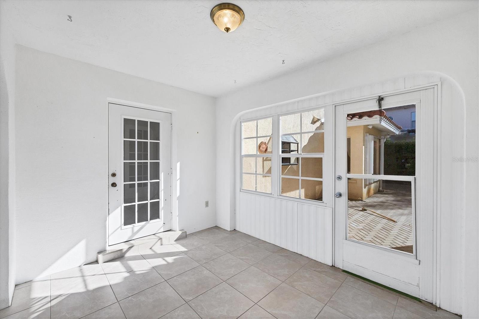 Venice, Florida, 34285, United States, 3 Bedrooms Bedrooms, ,3 BathroomsBathrooms,Residential,Active,2006992