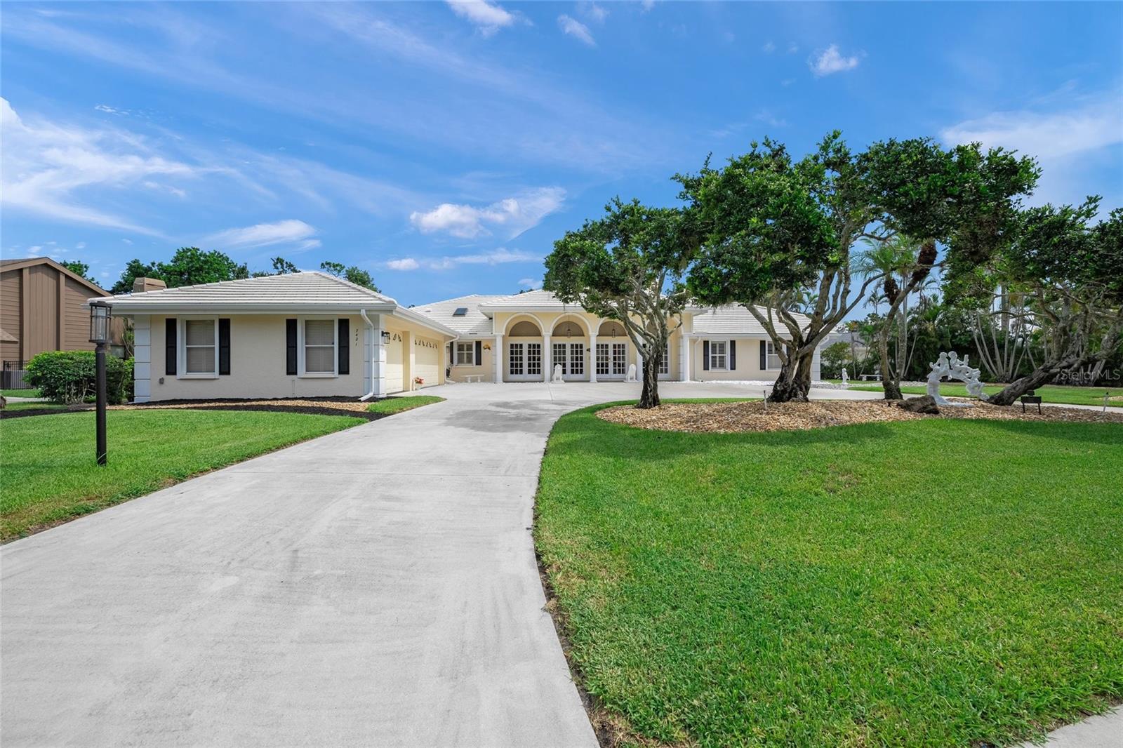 Sarasota, Florida, 34241, United States, 5 Bedrooms Bedrooms, ,4 BathroomsBathrooms,Residential,Active,1894526