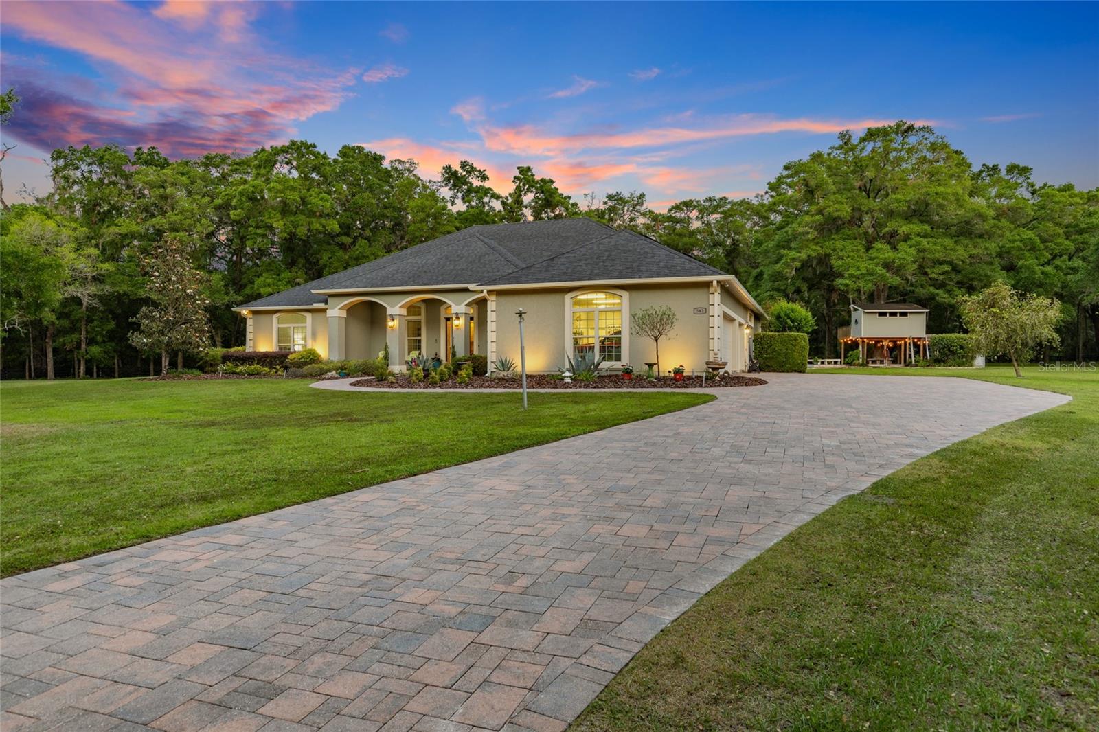 Newberry, Florida, 32669, United States, 4 Bedrooms Bedrooms, ,3 BathroomsBathrooms,Residential,Active,1810517