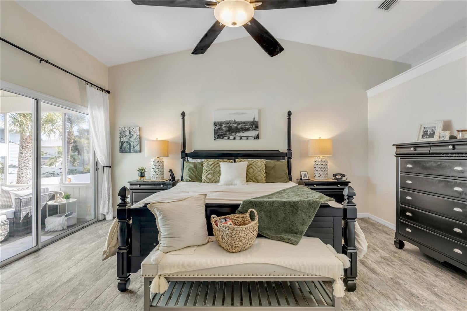 New Smyrna Beach, Florida, 32169, United States, 4 Bedrooms Bedrooms, ,5 BathroomsBathrooms,Residential,Active,2008346