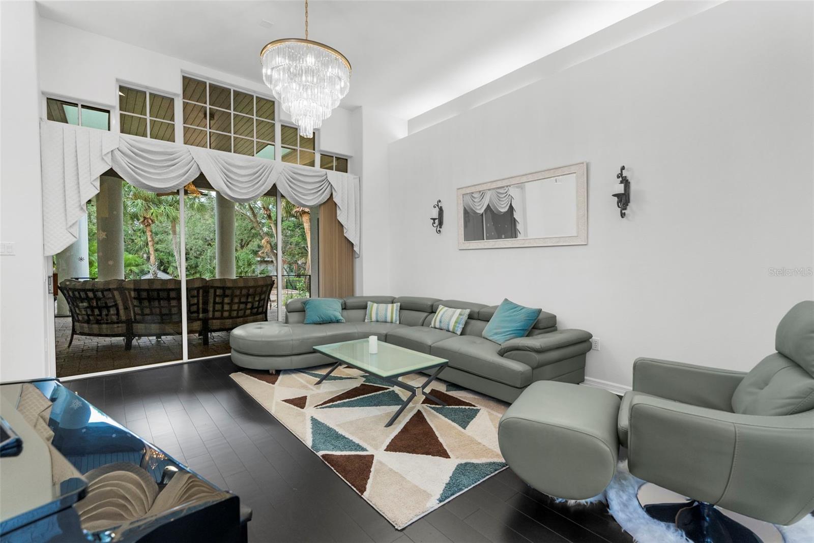 Tarpon Springs, Florida, 34689, United States, 4 Bedrooms Bedrooms, ,3 BathroomsBathrooms,Residential,Active,1900413