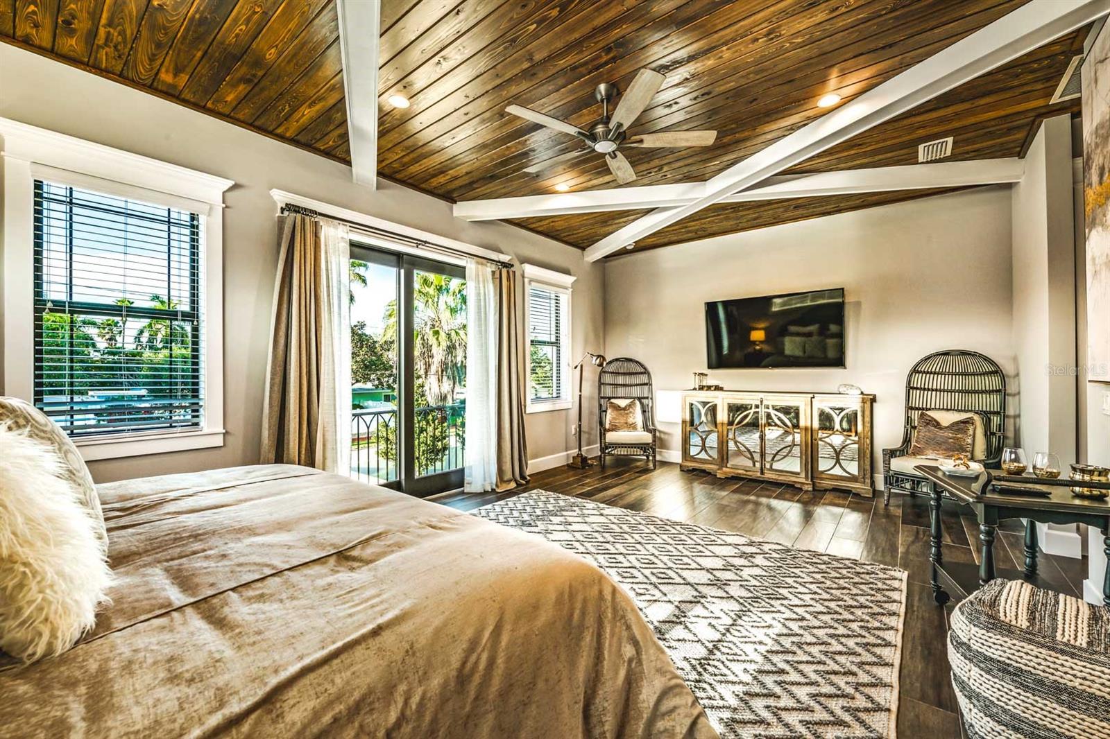 Sarasota, Florida, 34236, United States, 6 Bedrooms Bedrooms, ,6 BathroomsBathrooms,Residential,Active,1831859