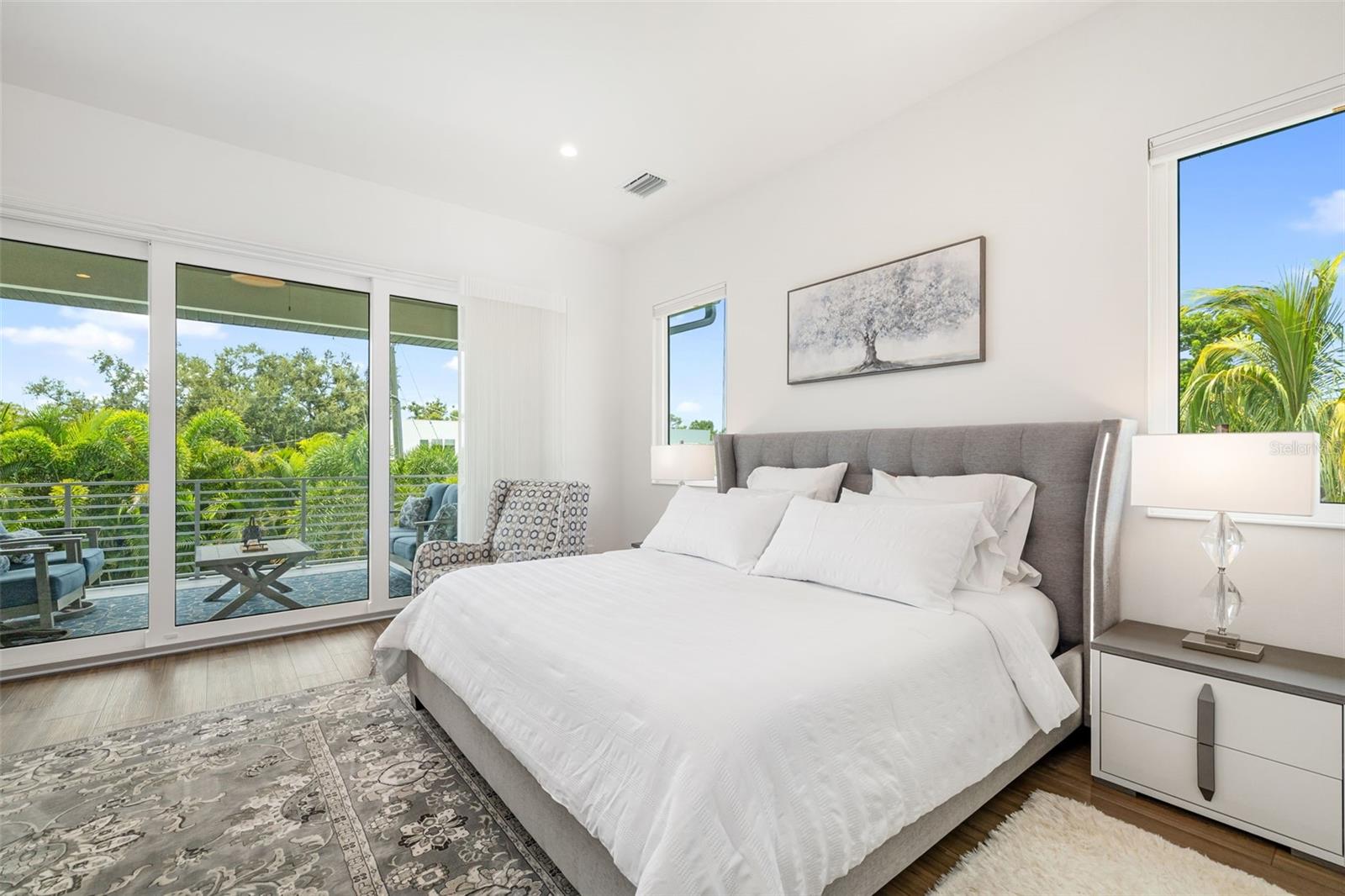 Sarasota, Florida, 34231, United States, 4 Bedrooms Bedrooms, ,3 BathroomsBathrooms,Residential,Active,1922484