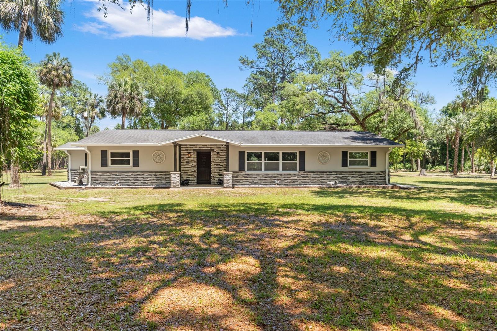 Crystal River, Florida, 34428, United States, 3 Bedrooms Bedrooms, ,3 BathroomsBathrooms,Residential,Active,2045556