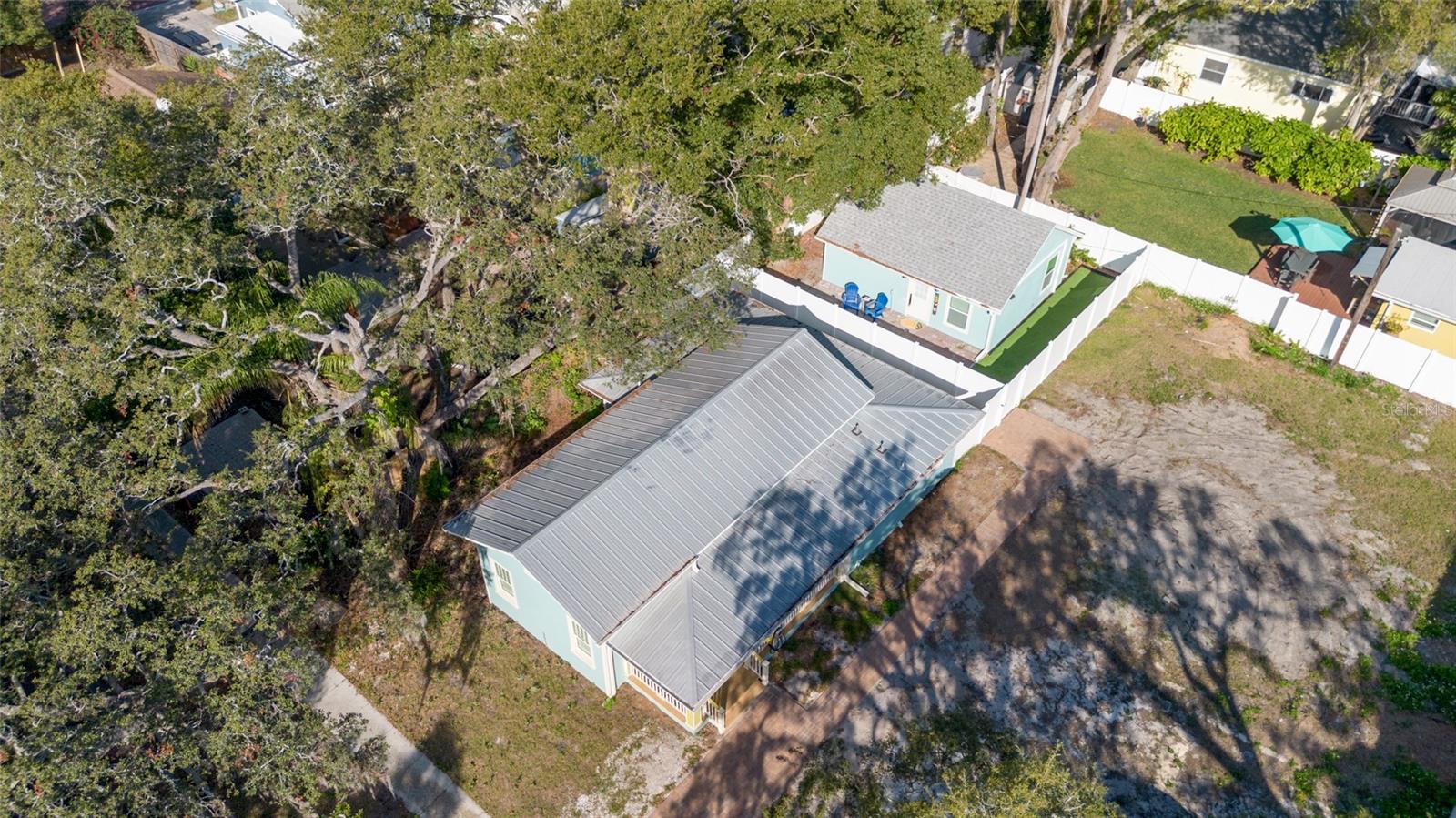 Dunedin, Florida, 34698, United States, 3 Bedrooms Bedrooms, ,3 BathroomsBathrooms,Residential,Active,2009176