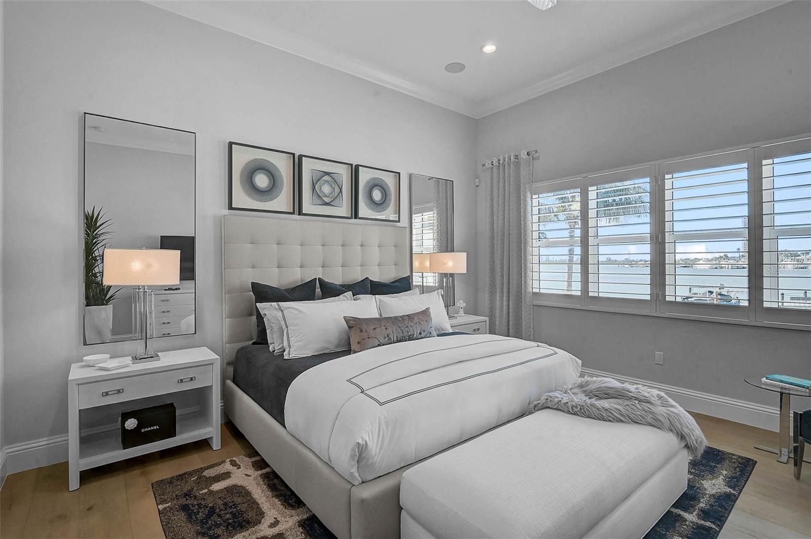 Sarasota, Florida, 34236, United States, 5 Bedrooms Bedrooms, ,6 BathroomsBathrooms,Residential,Active,1972132