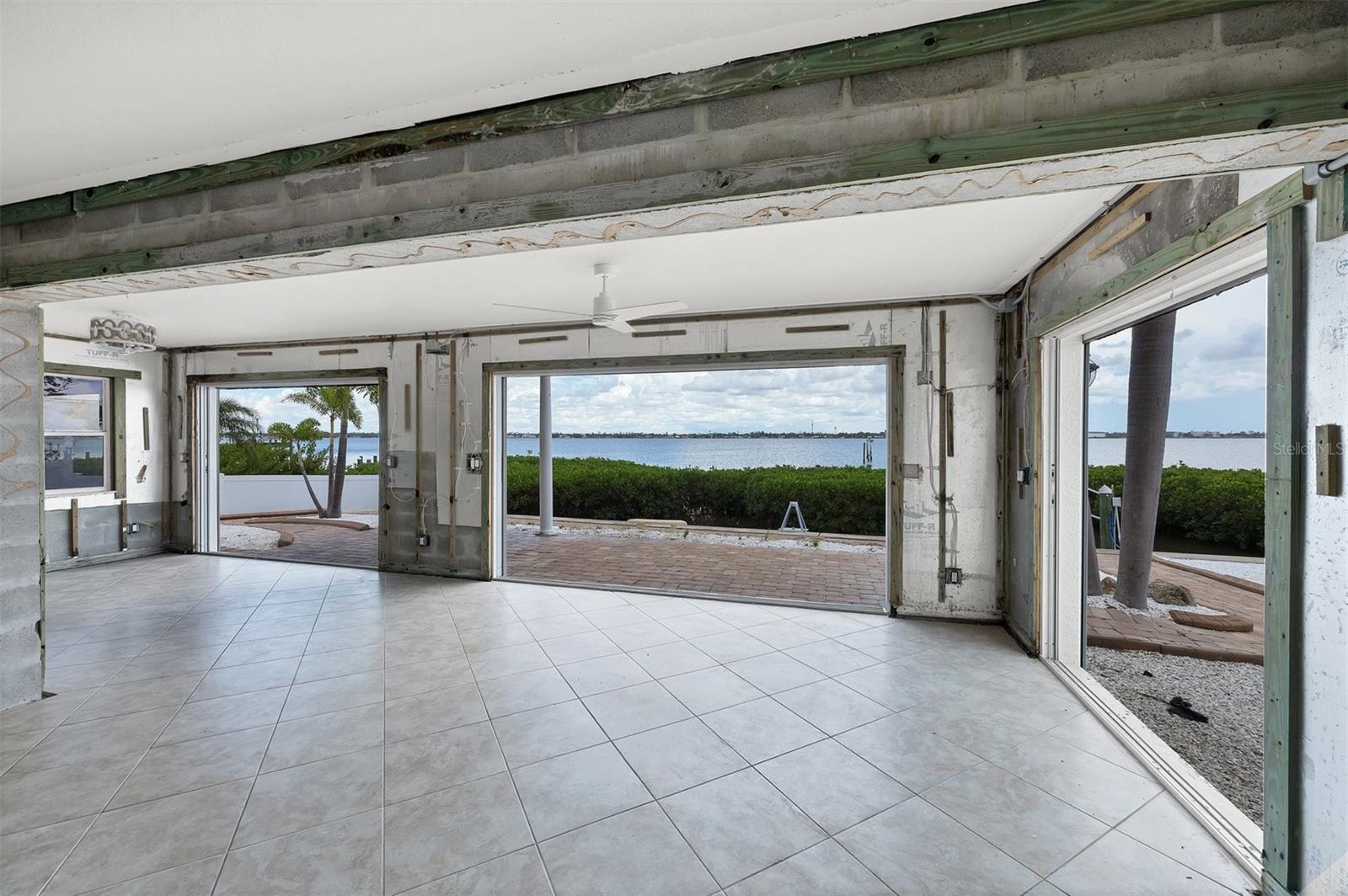 Englewood, Florida, 34223, United States, 3 Bedrooms Bedrooms, ,3 BathroomsBathrooms,Residential,Pending,1988445