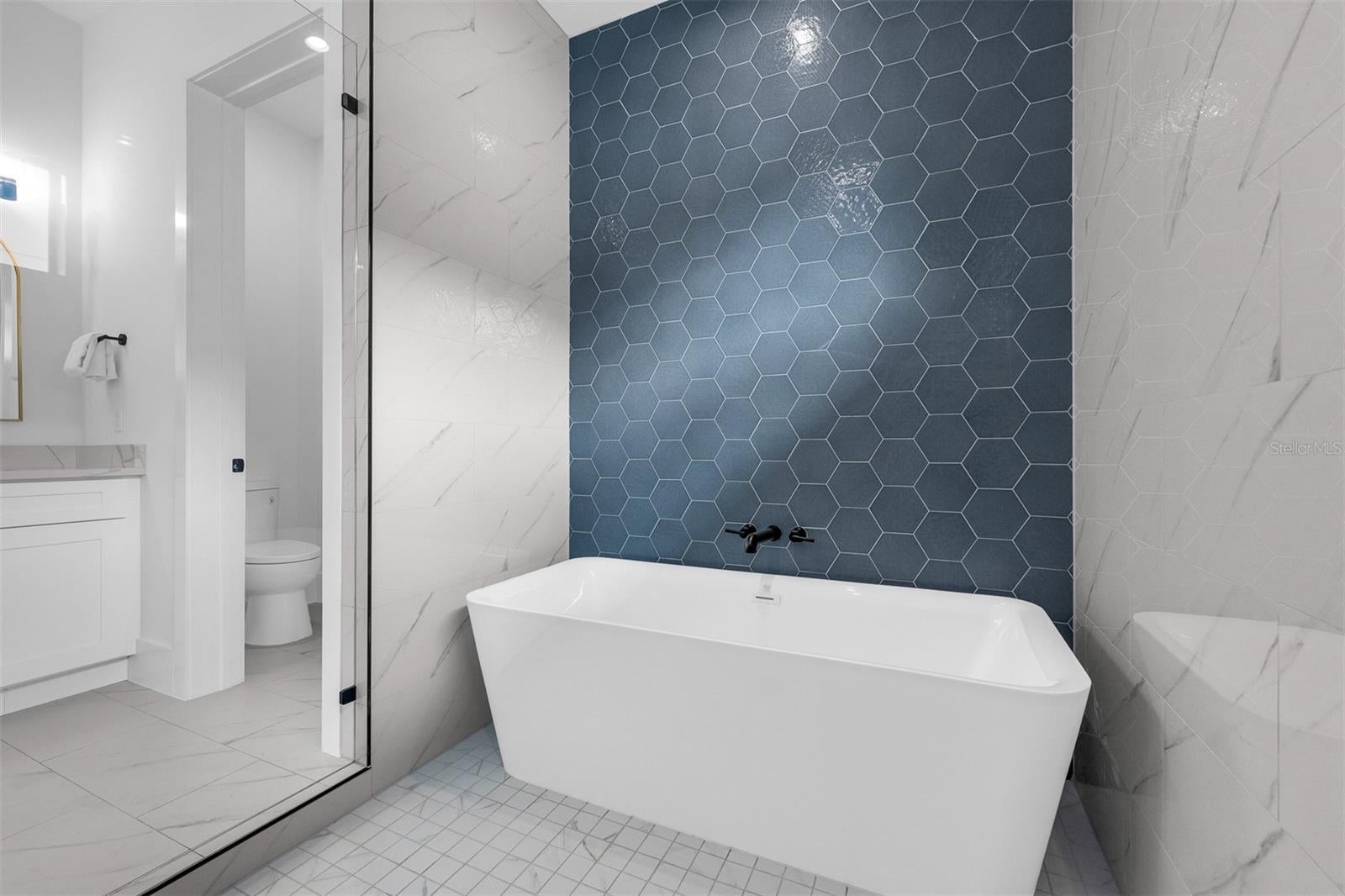 Orlando, Florida, 32804, United States, 4 Bedrooms Bedrooms, ,4 BathroomsBathrooms,Residential,Active,1992252