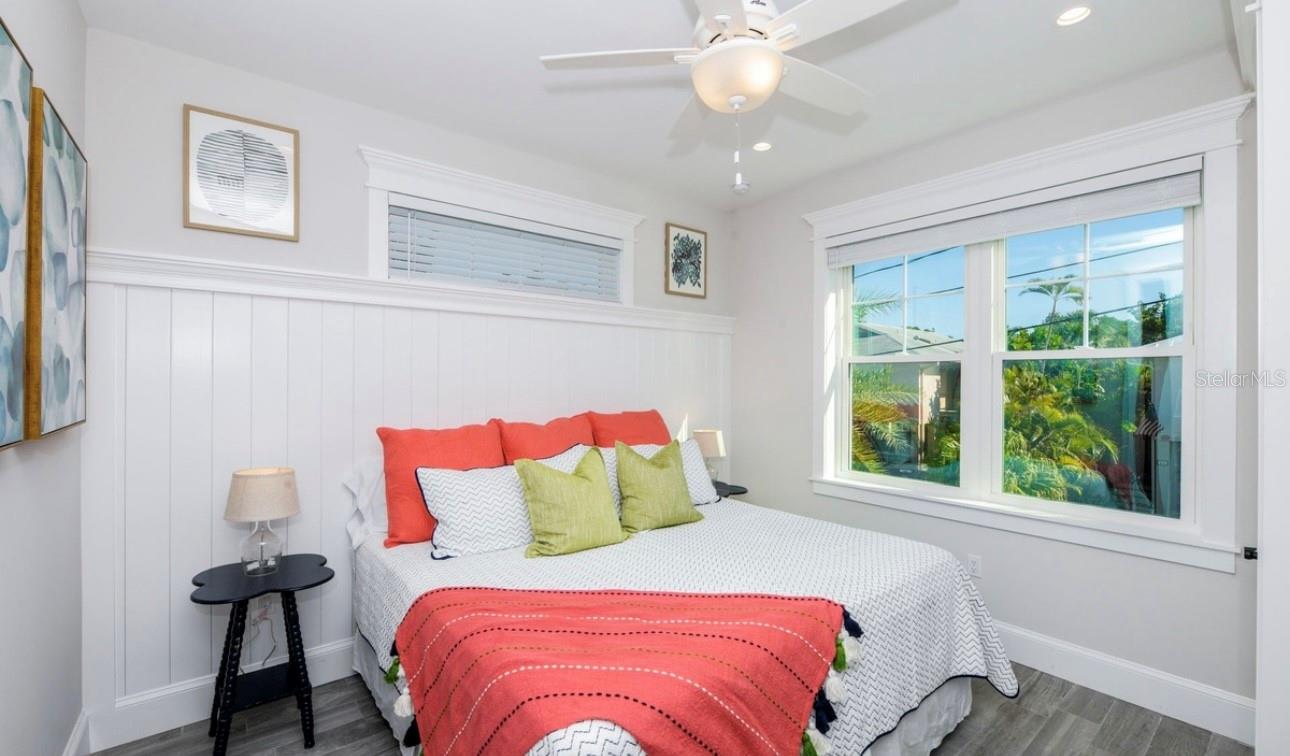 Bradenton Beach, Florida, 34217, United States, 7 Bedrooms Bedrooms, ,8 BathroomsBathrooms,Residential,Active,1988487