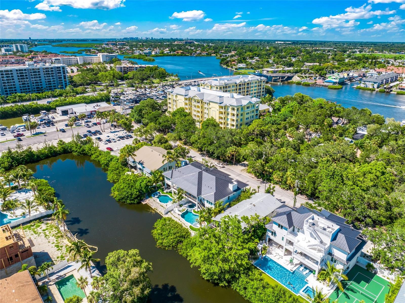 Sarasota, Florida, 34242, United States, 4 Bedrooms Bedrooms, ,5 BathroomsBathrooms,Residential,Active,1922294