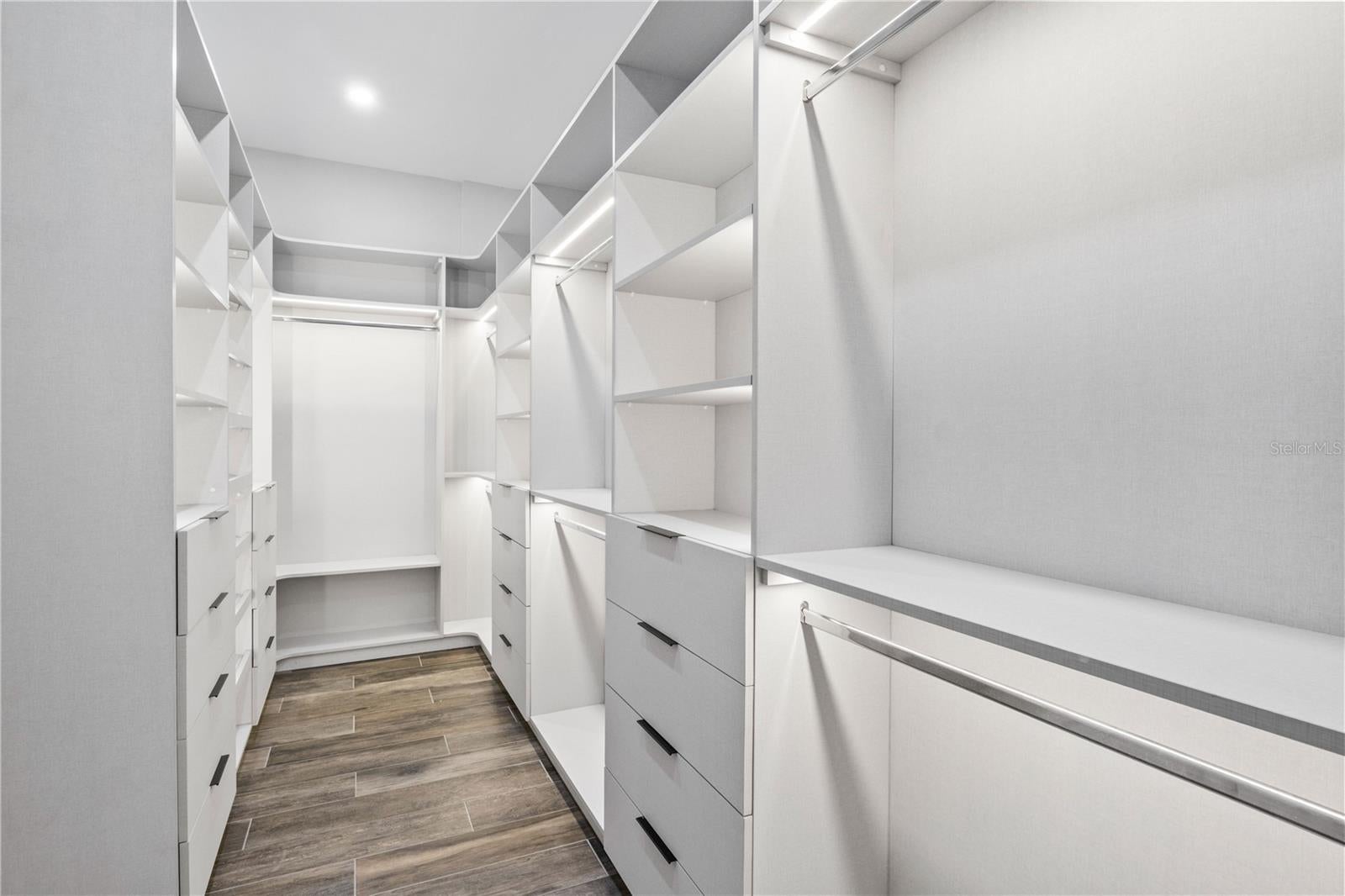 Cape Coral, Florida, 33991, United States, 4 Bedrooms Bedrooms, ,4 BathroomsBathrooms,Residential,Active,2008337