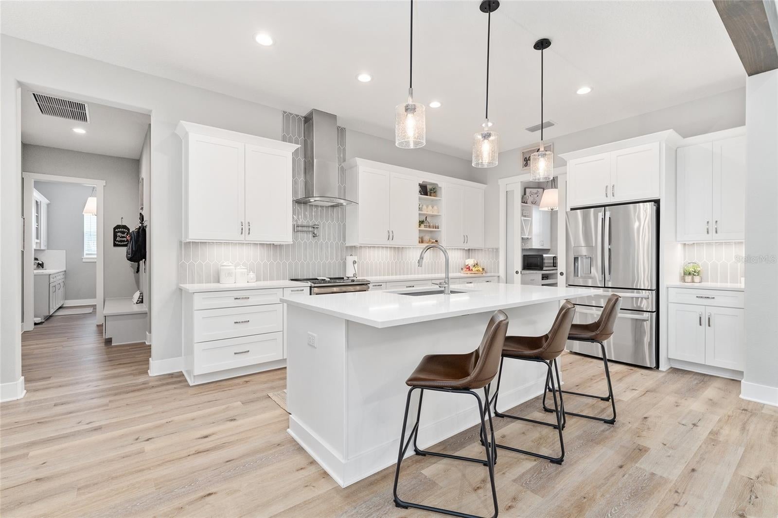 Oxford, Florida, 34484, United States, 4 Bedrooms Bedrooms, ,3 BathroomsBathrooms,Residential,Active,1936399