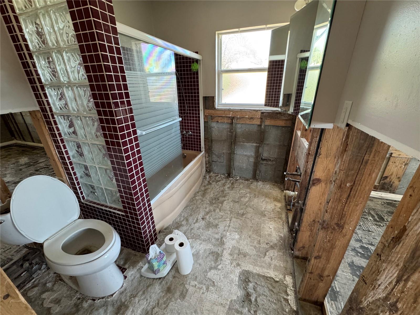 St Pete Beach, Florida, 33706, United States, 3 Bedrooms Bedrooms, ,3 BathroomsBathrooms,Residential,Active,1902944